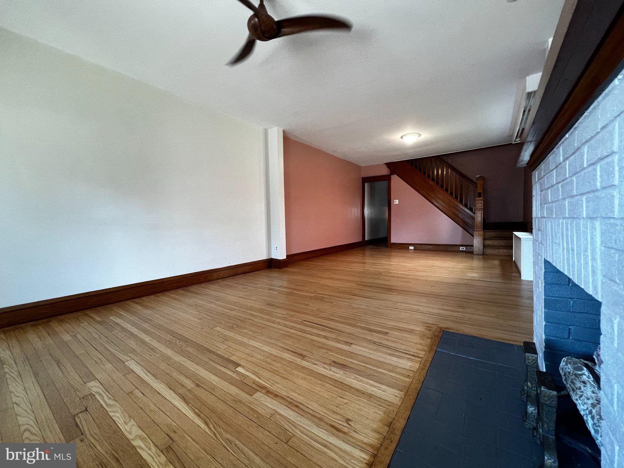 2123 FAIRVIEW STREET