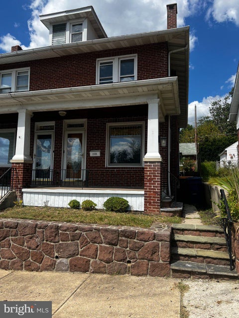 Townhouse For Rent - 2123 Fairview Street<br/> READING, PA 19609