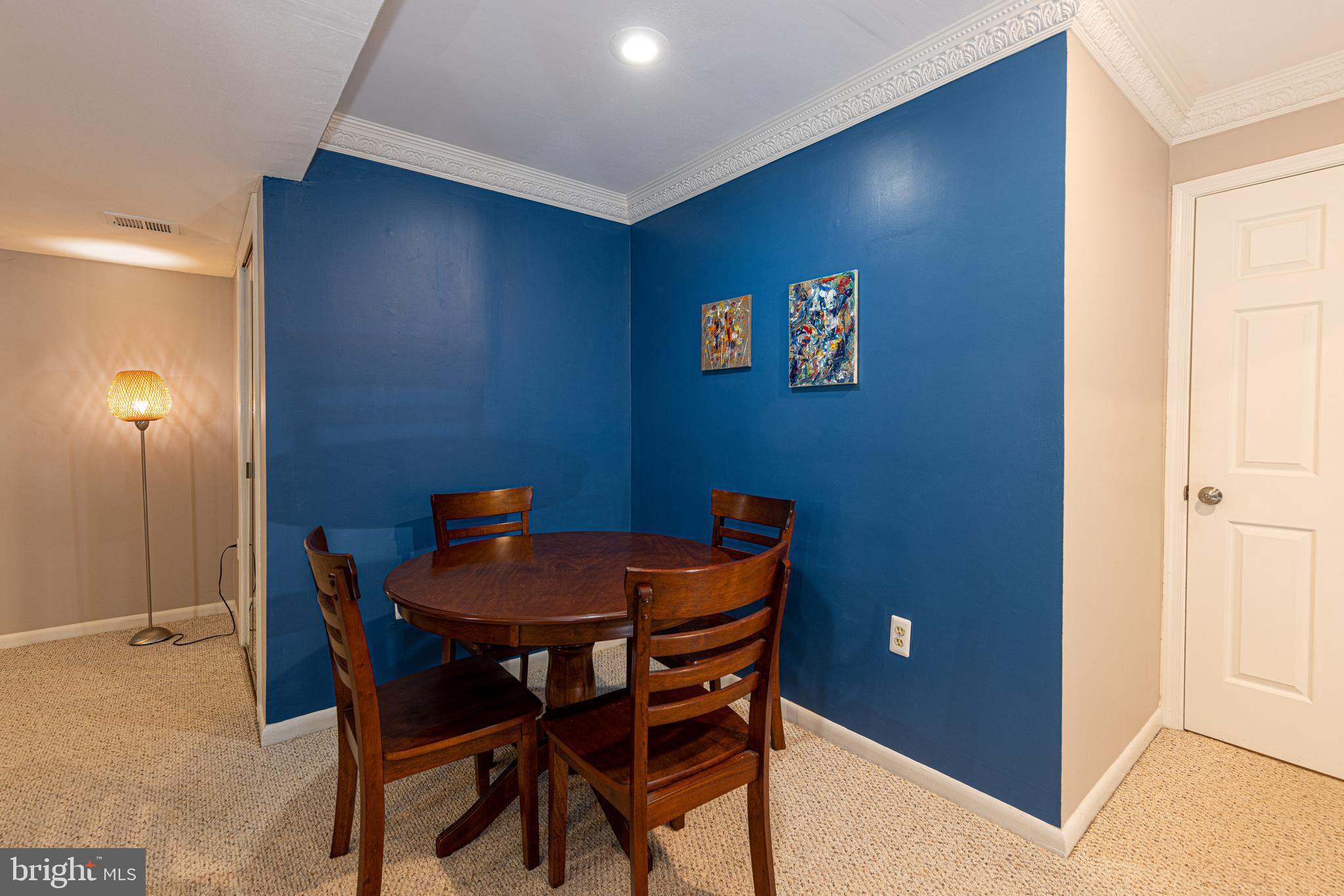 SOUTH RUN OAKS - Residential