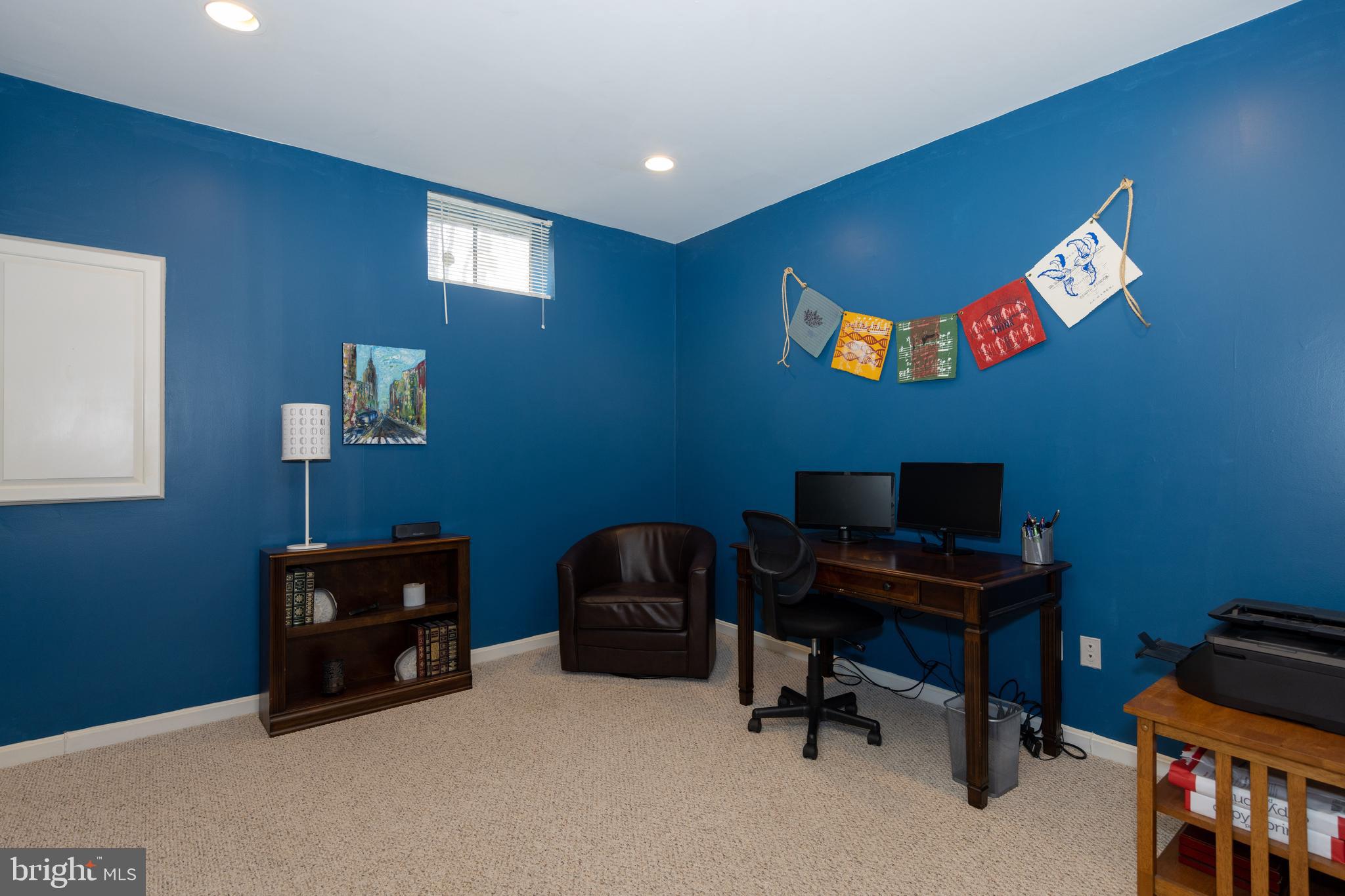 SOUTH RUN OAKS - Residential