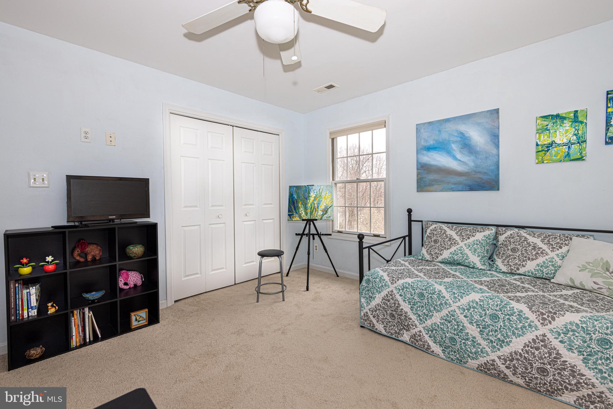 SOUTH RUN OAKS - Residential