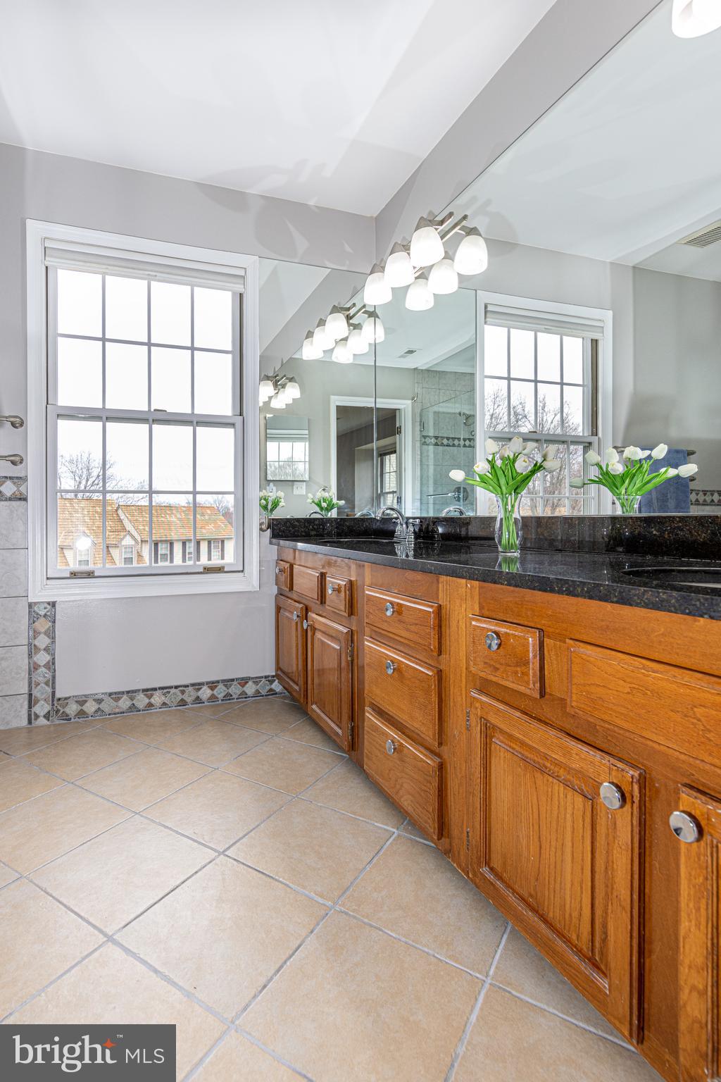 SOUTH RUN OAKS - Residential