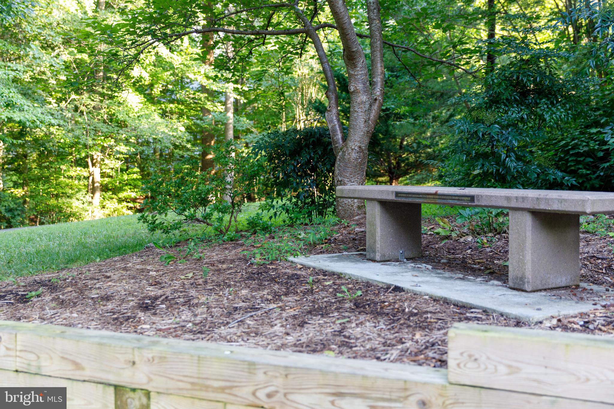 SOUTH RUN OAKS - Residential