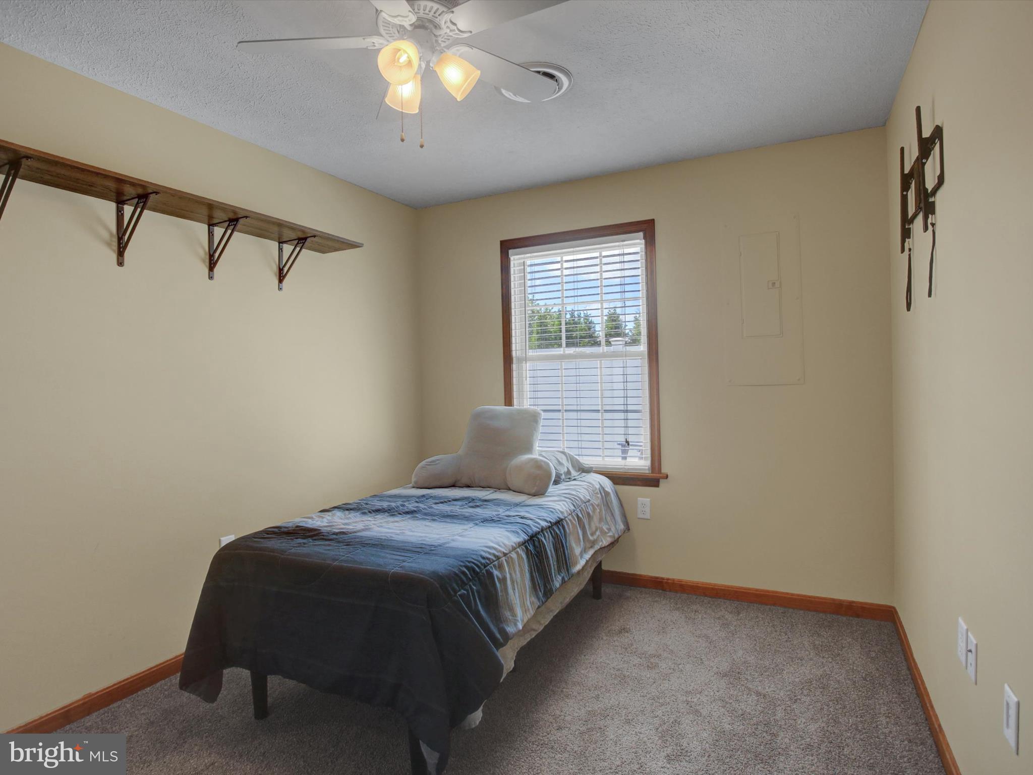 THORNWOOD VILLAGE - Residential