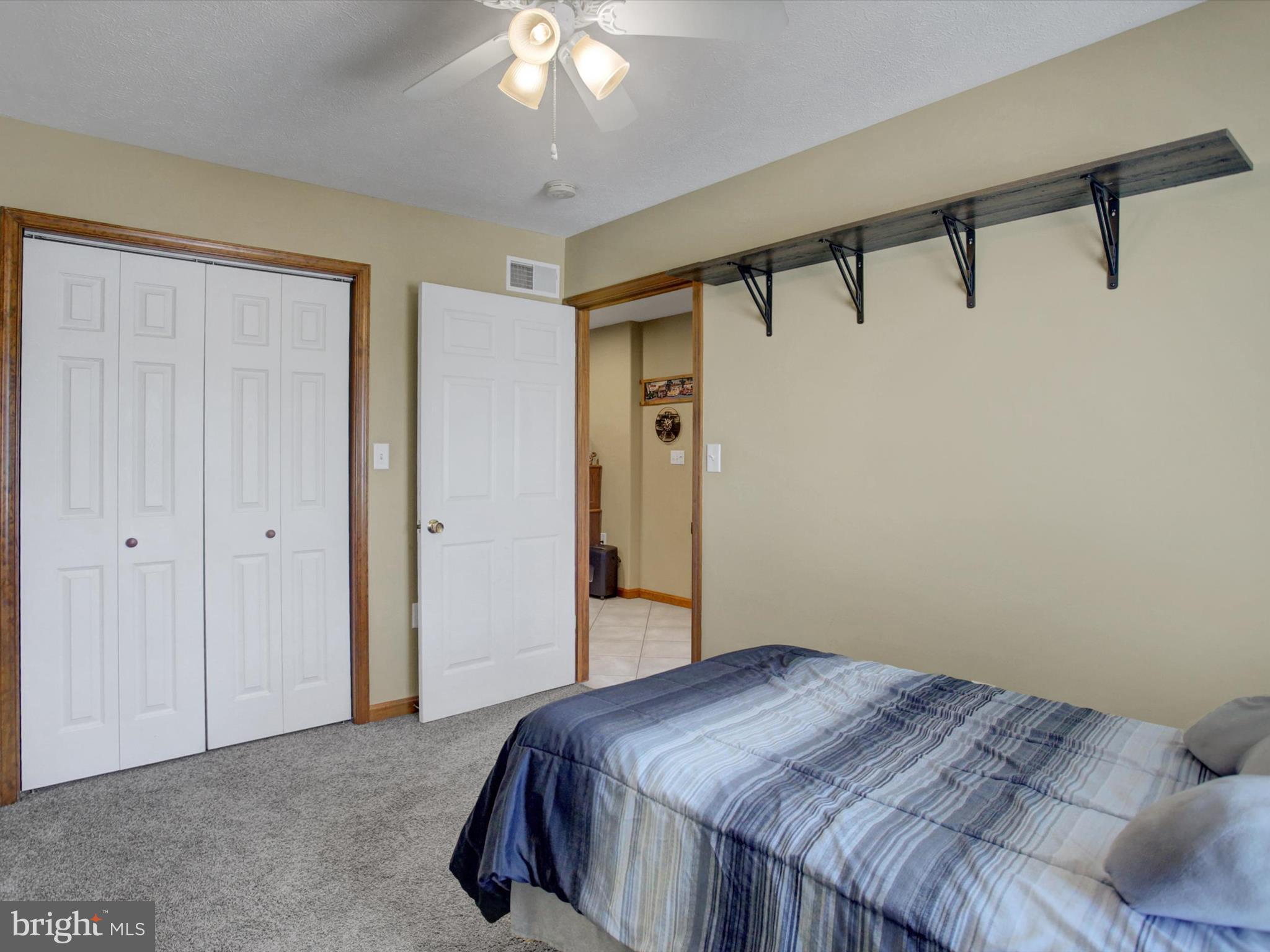 THORNWOOD VILLAGE - Residential