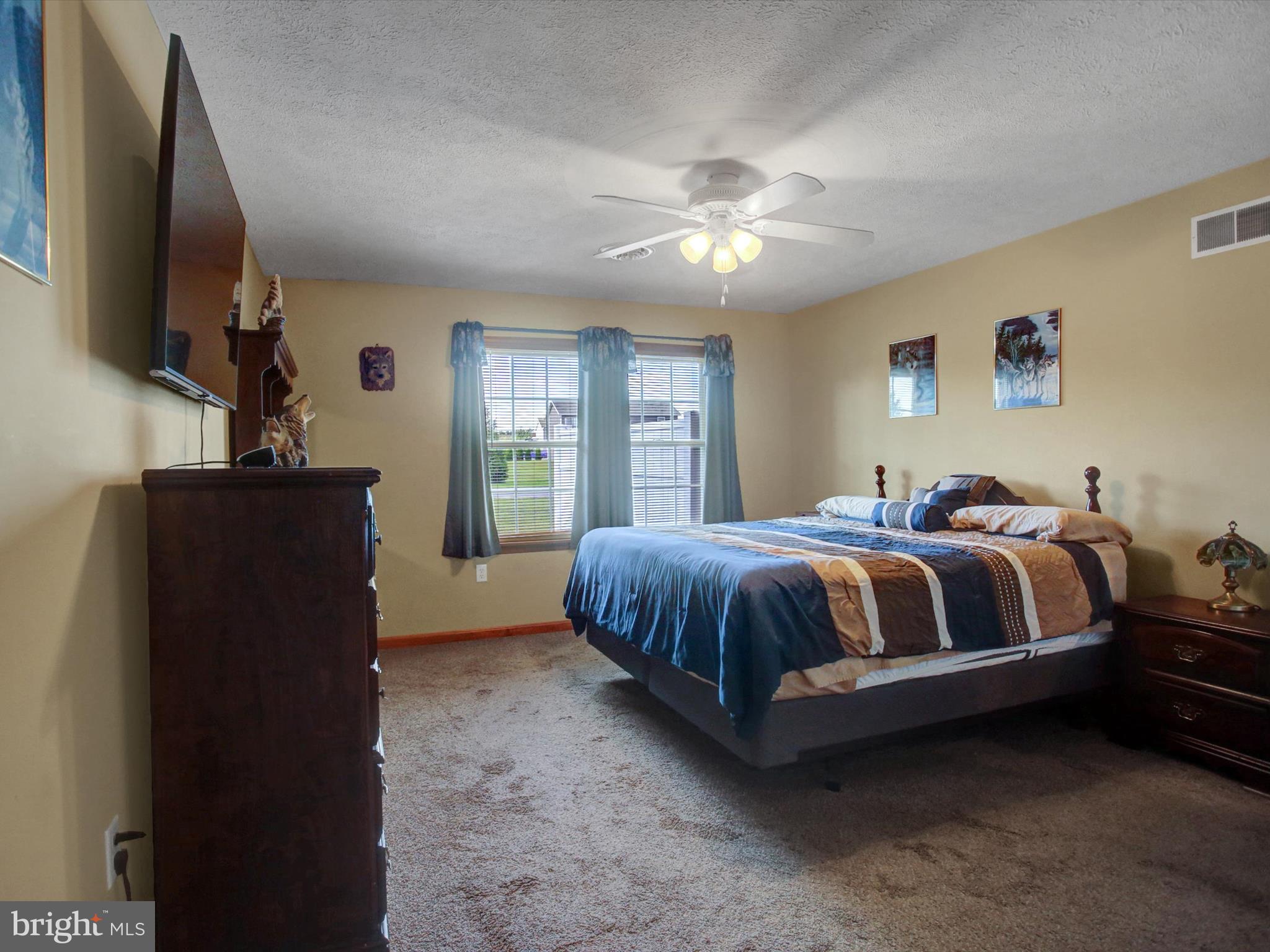 THORNWOOD VILLAGE - Residential