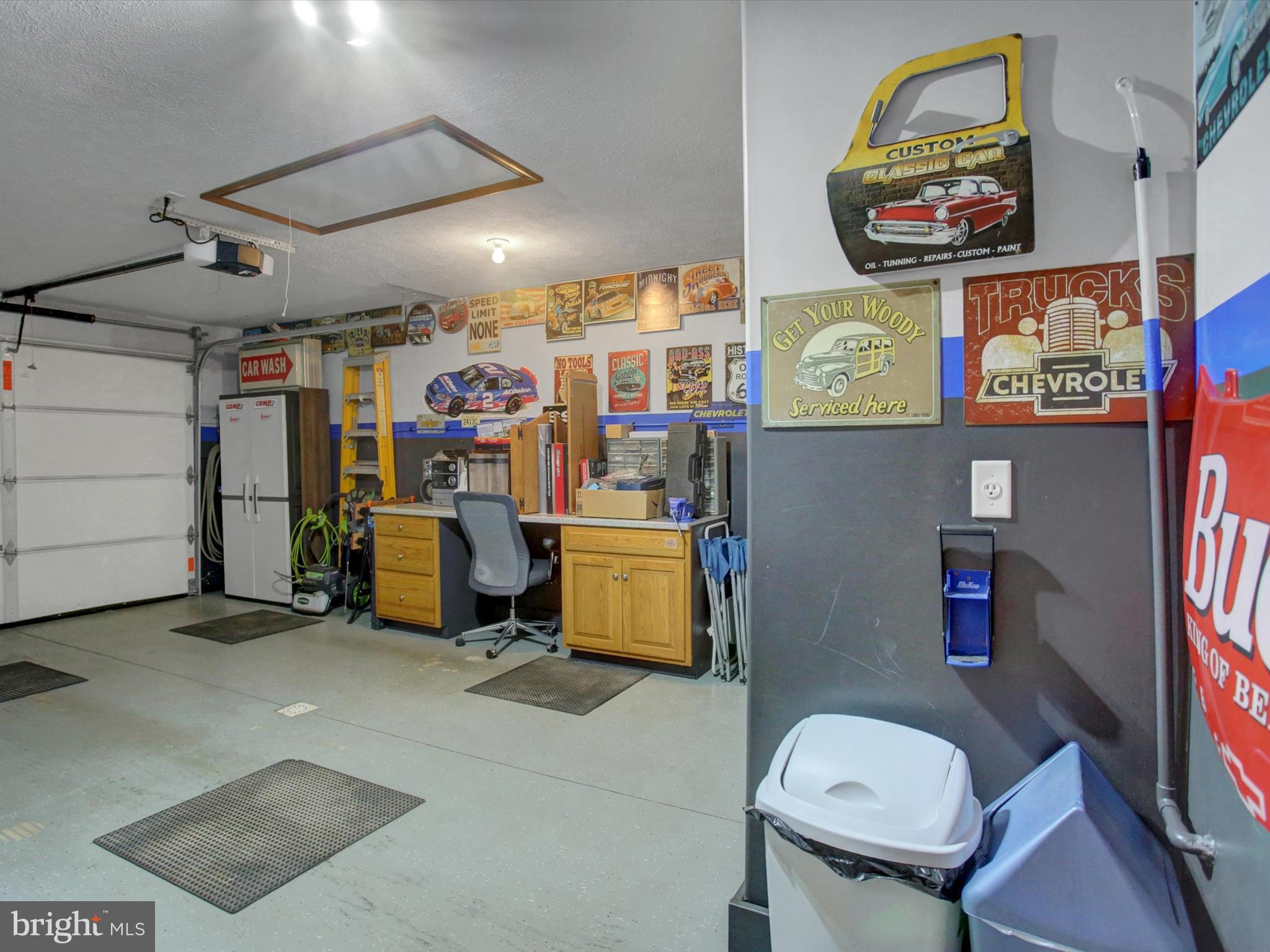 THORNWOOD VILLAGE - Residential