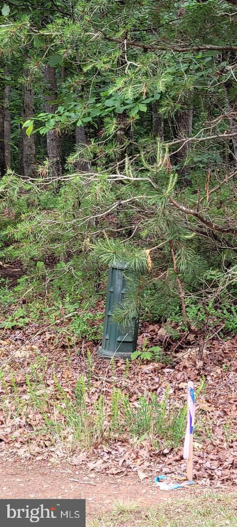 FRESHWATER ESTATES - Land