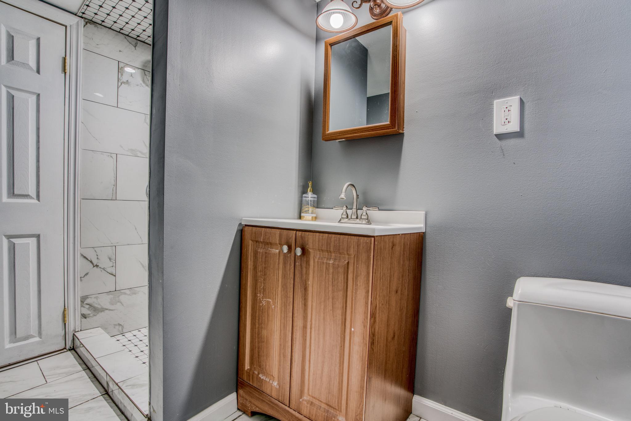 HAMILTON HEIGHTS - Residential