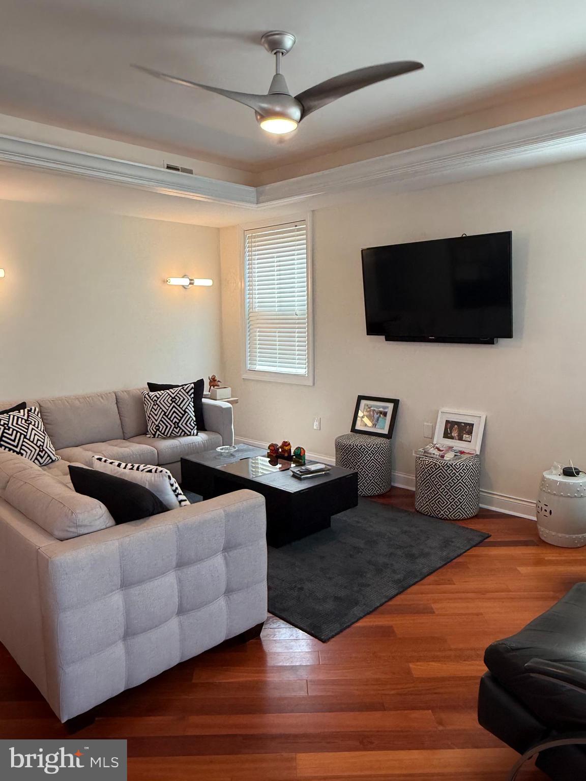15 S FRONTENAC AVENUE UNIT A