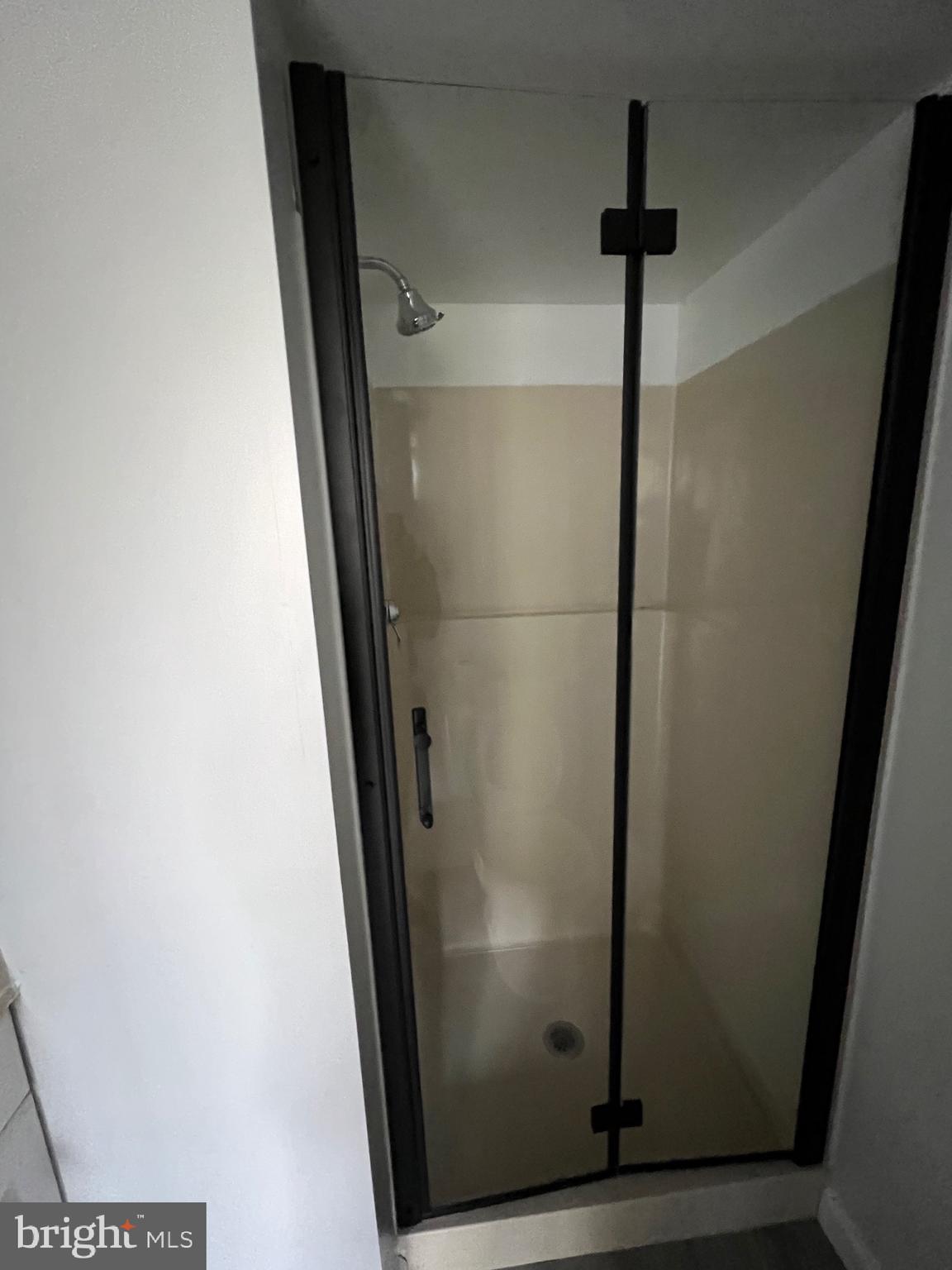 HUNTLEY SQUARE CONDOMINIUMS - Residential