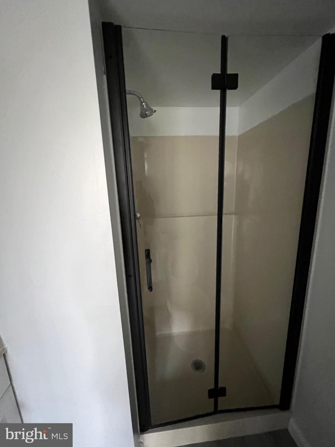 HUNTLEY SQUARE CONDOMINIUMS - Residential