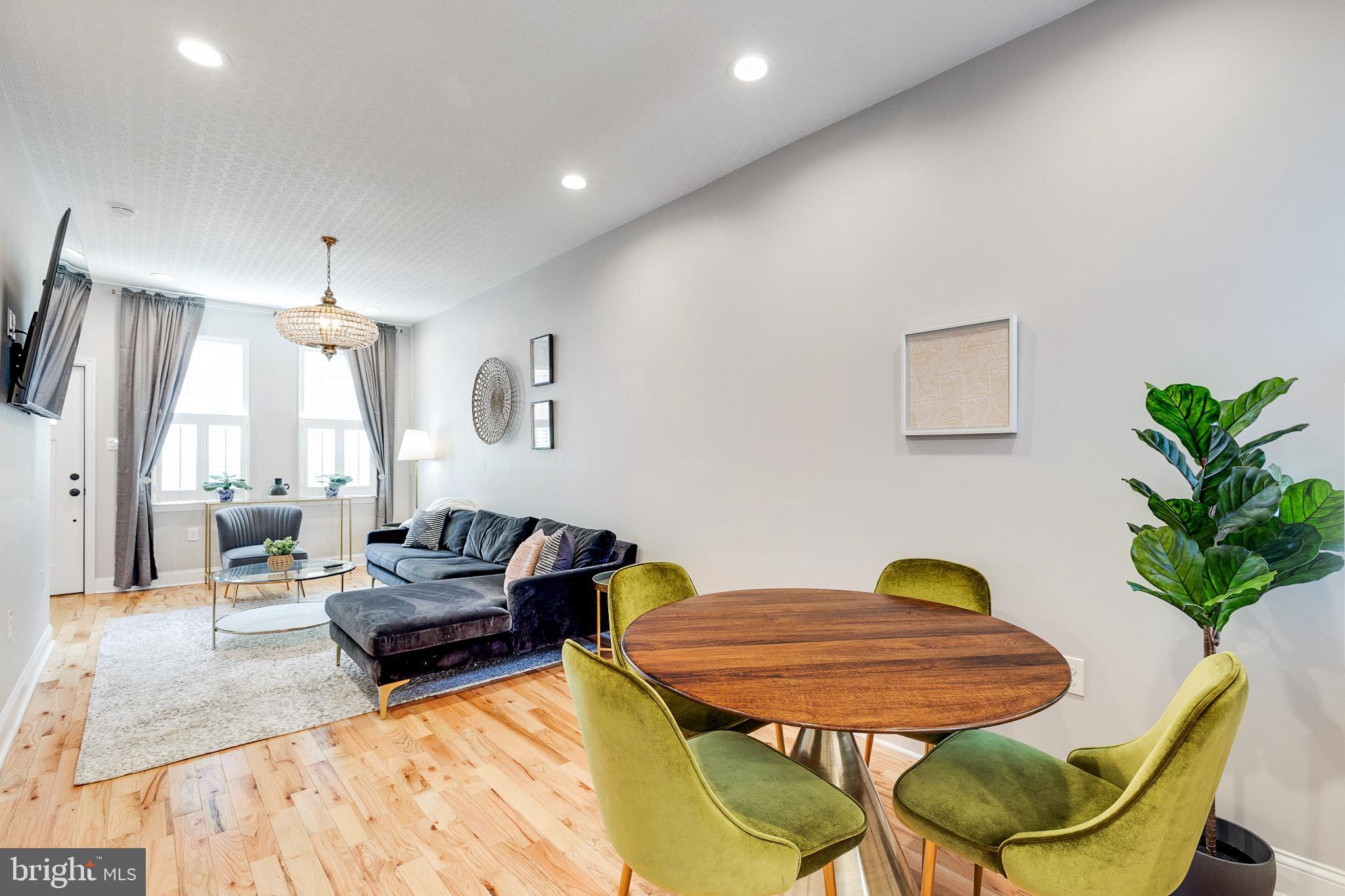 FAIRMOUNT - Residential Lease