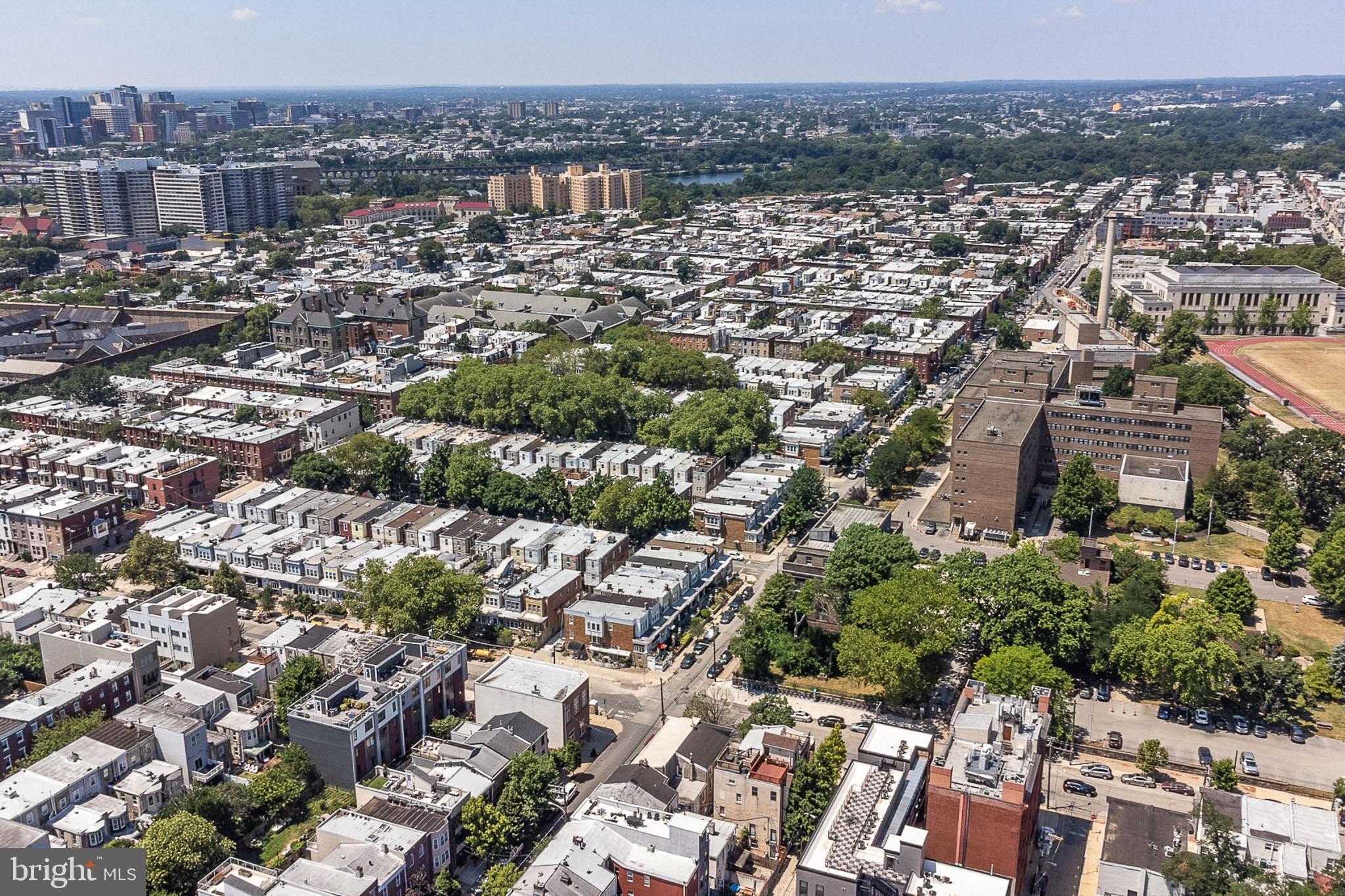 FAIRMOUNT - Residential Lease