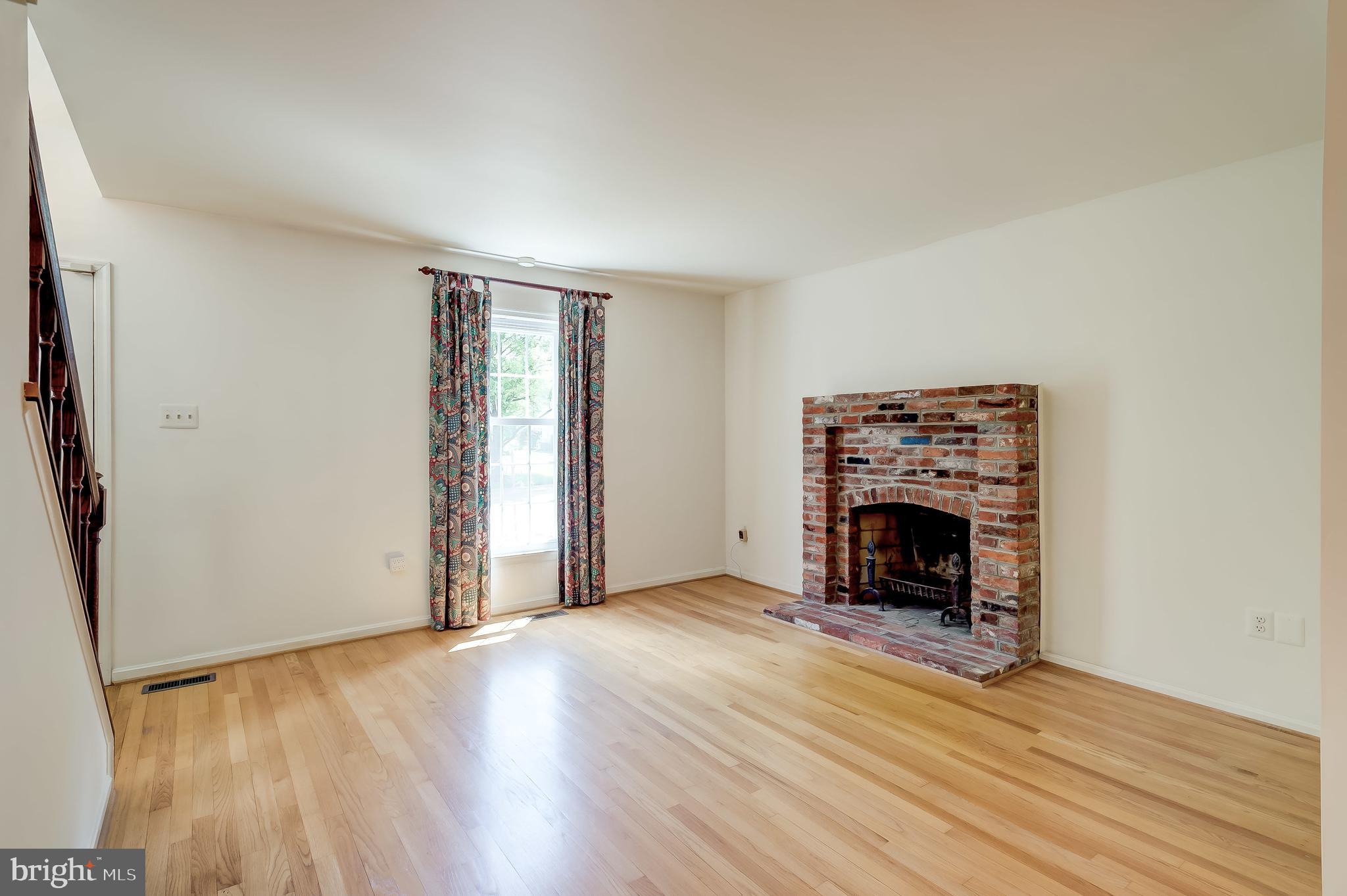 SNOWDENS MILL - Residential