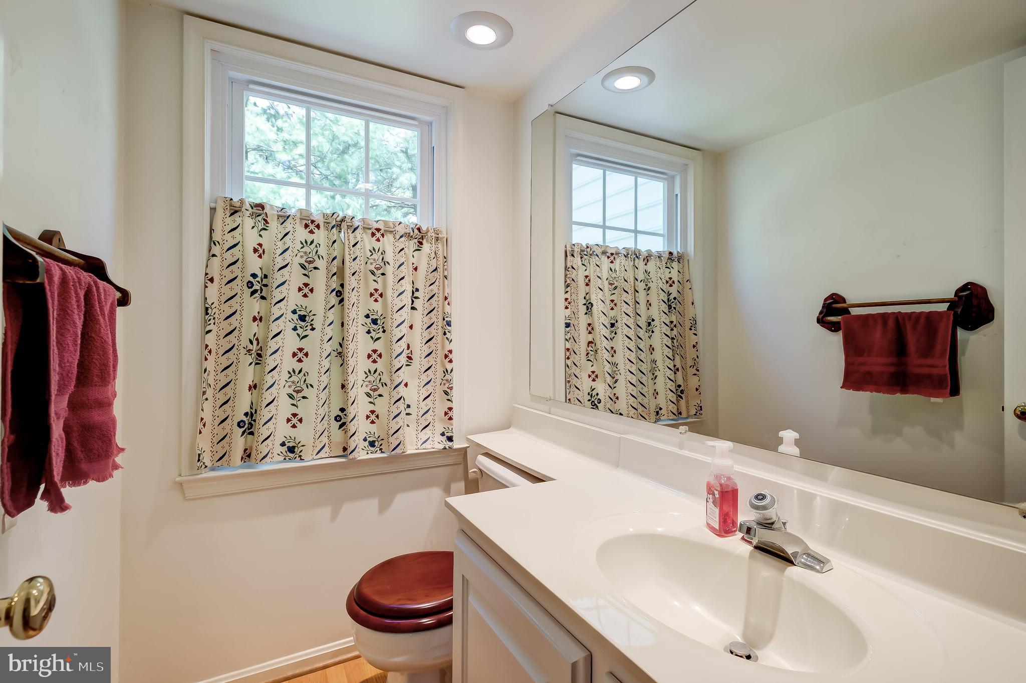 SNOWDENS MILL - Residential