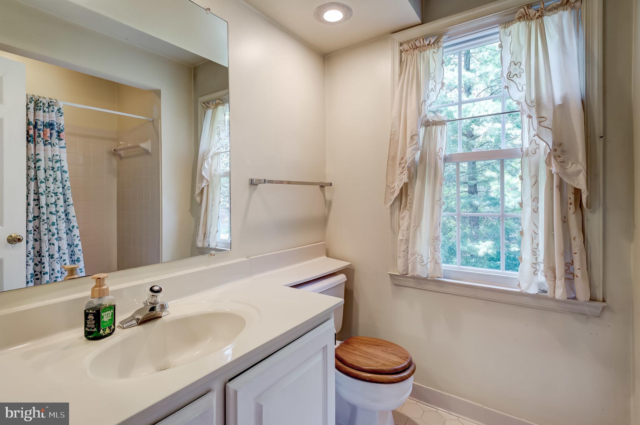 SNOWDENS MILL - Residential