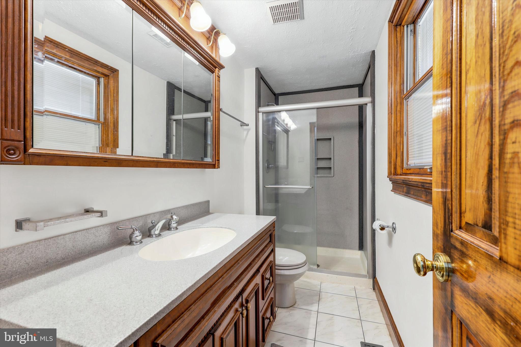 STURBRIDGE - Residential