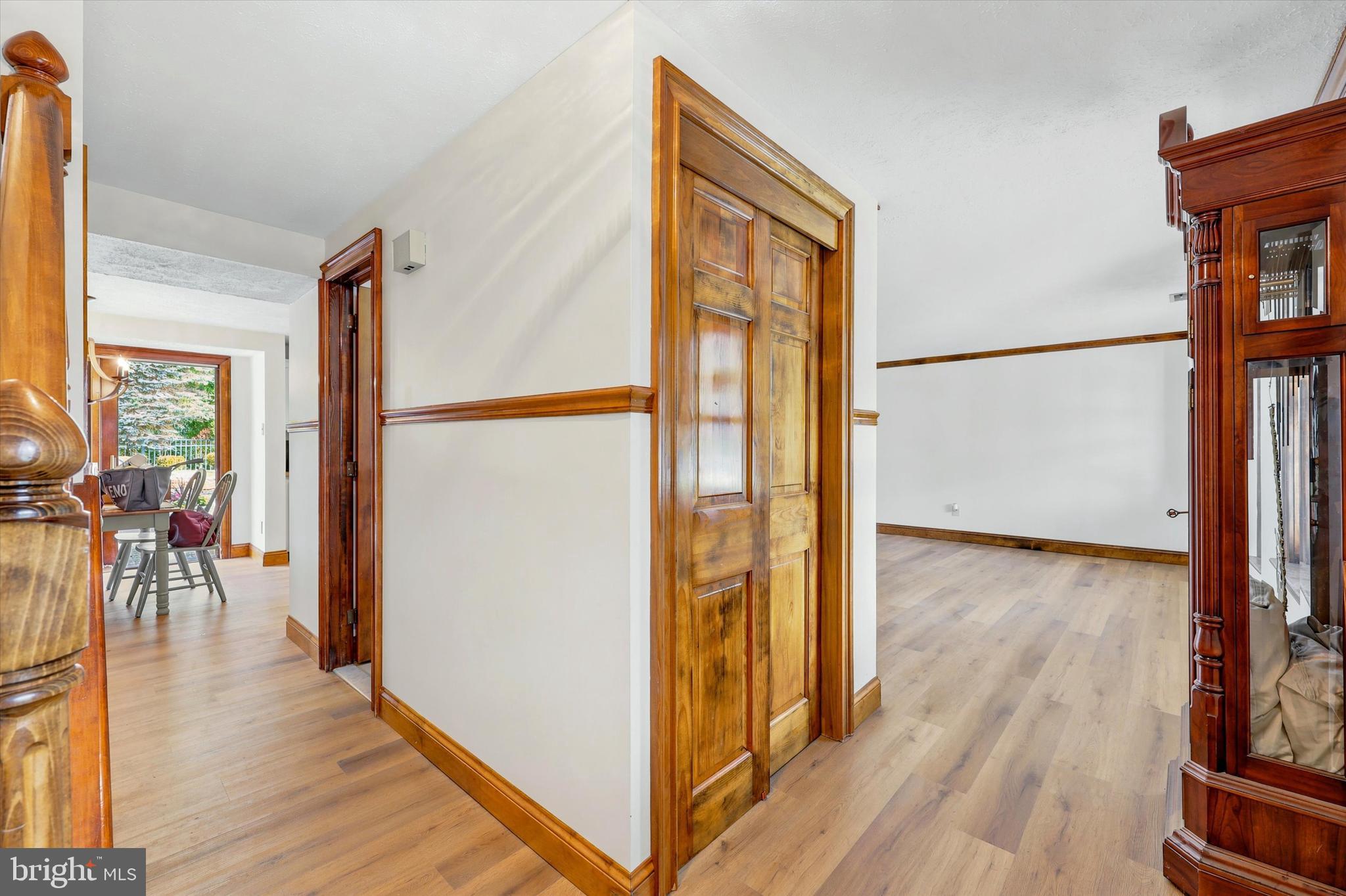STURBRIDGE - Residential