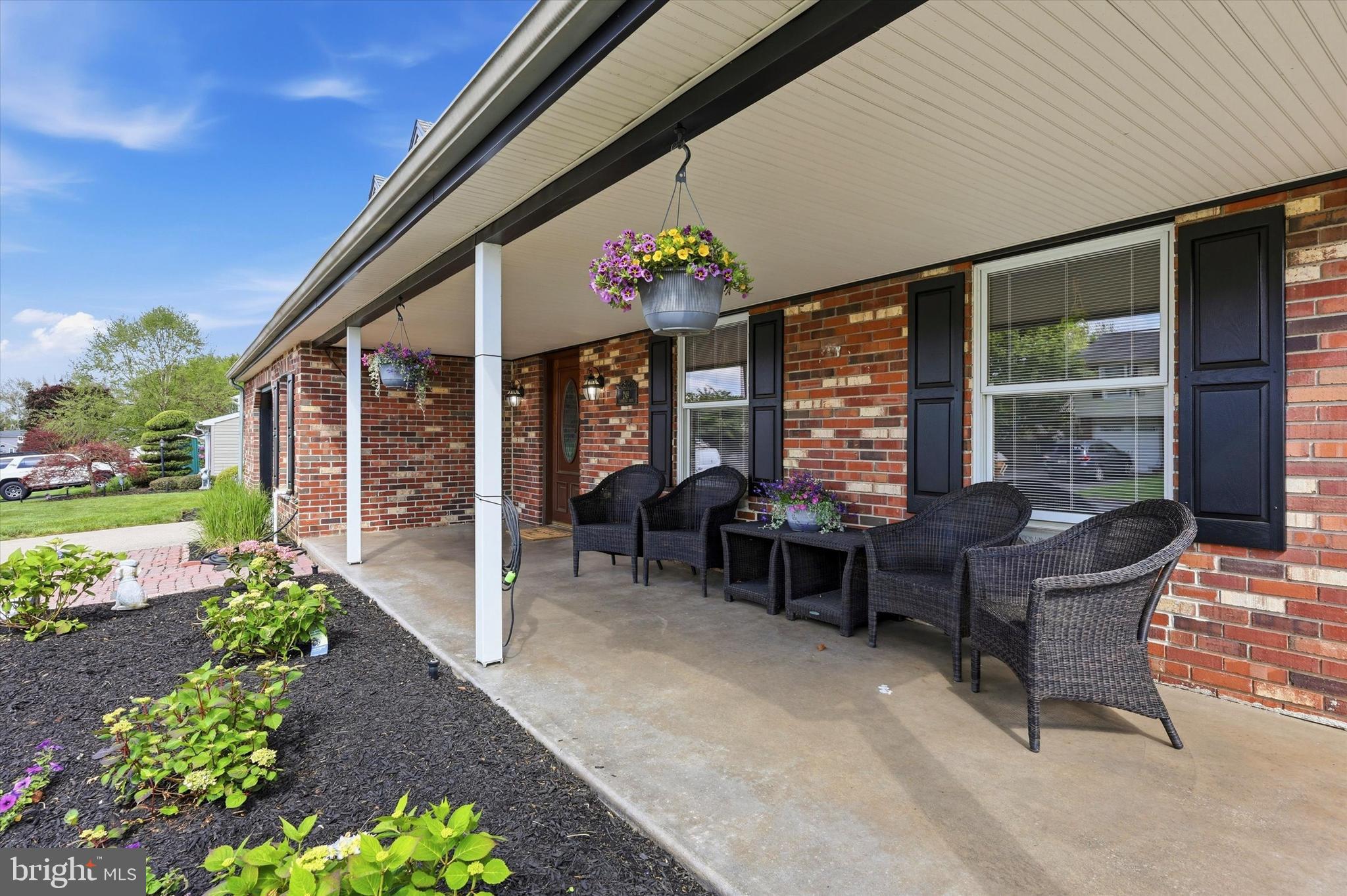 STURBRIDGE - Residential