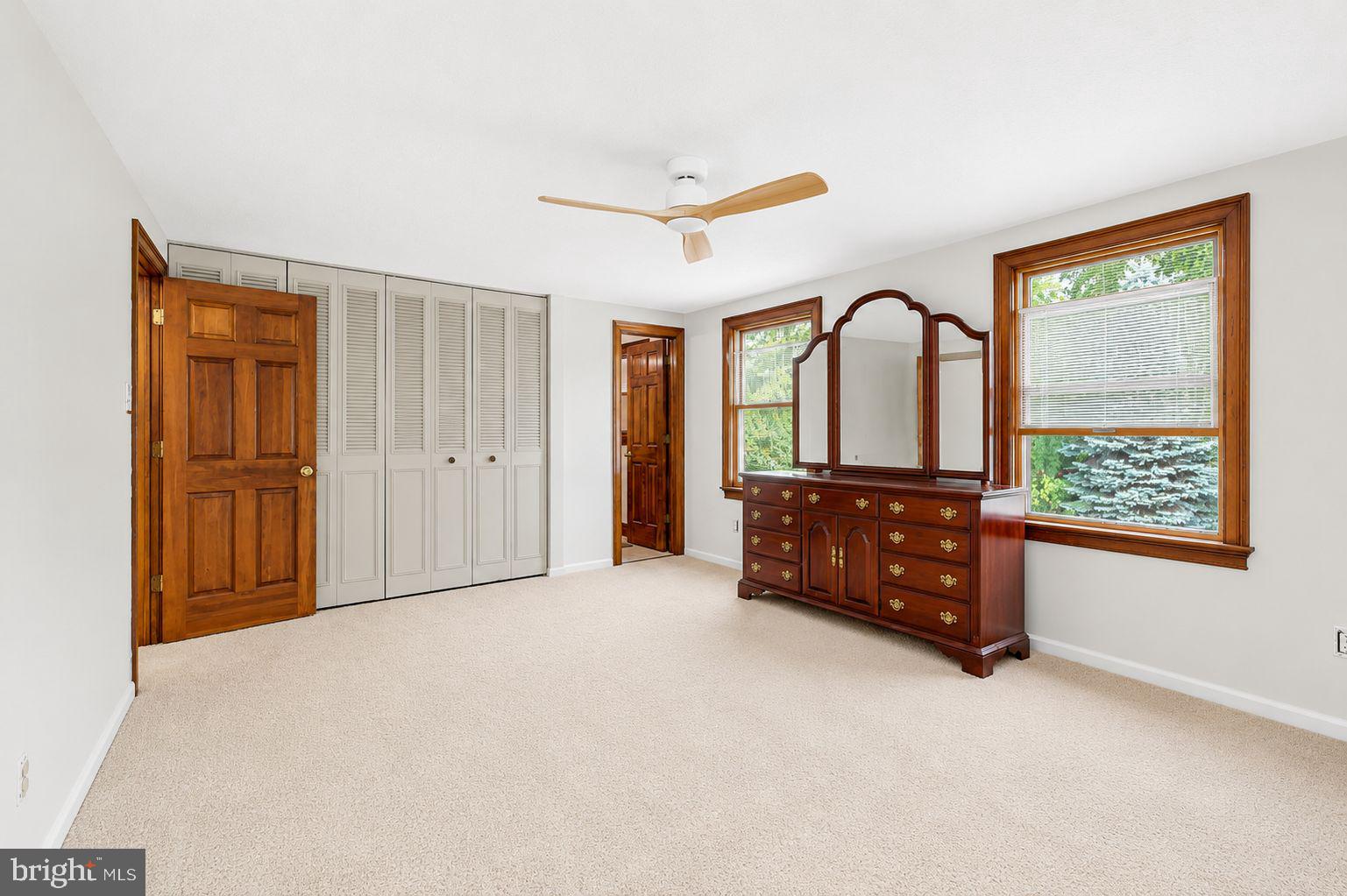 STURBRIDGE - Residential