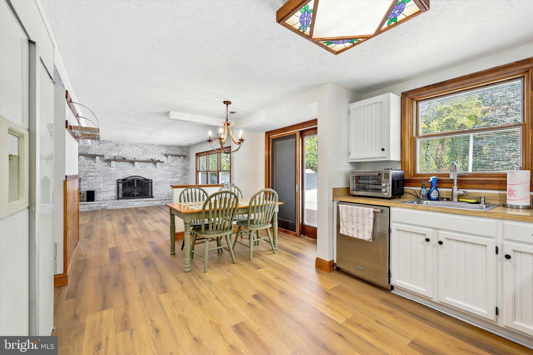 STURBRIDGE - Residential