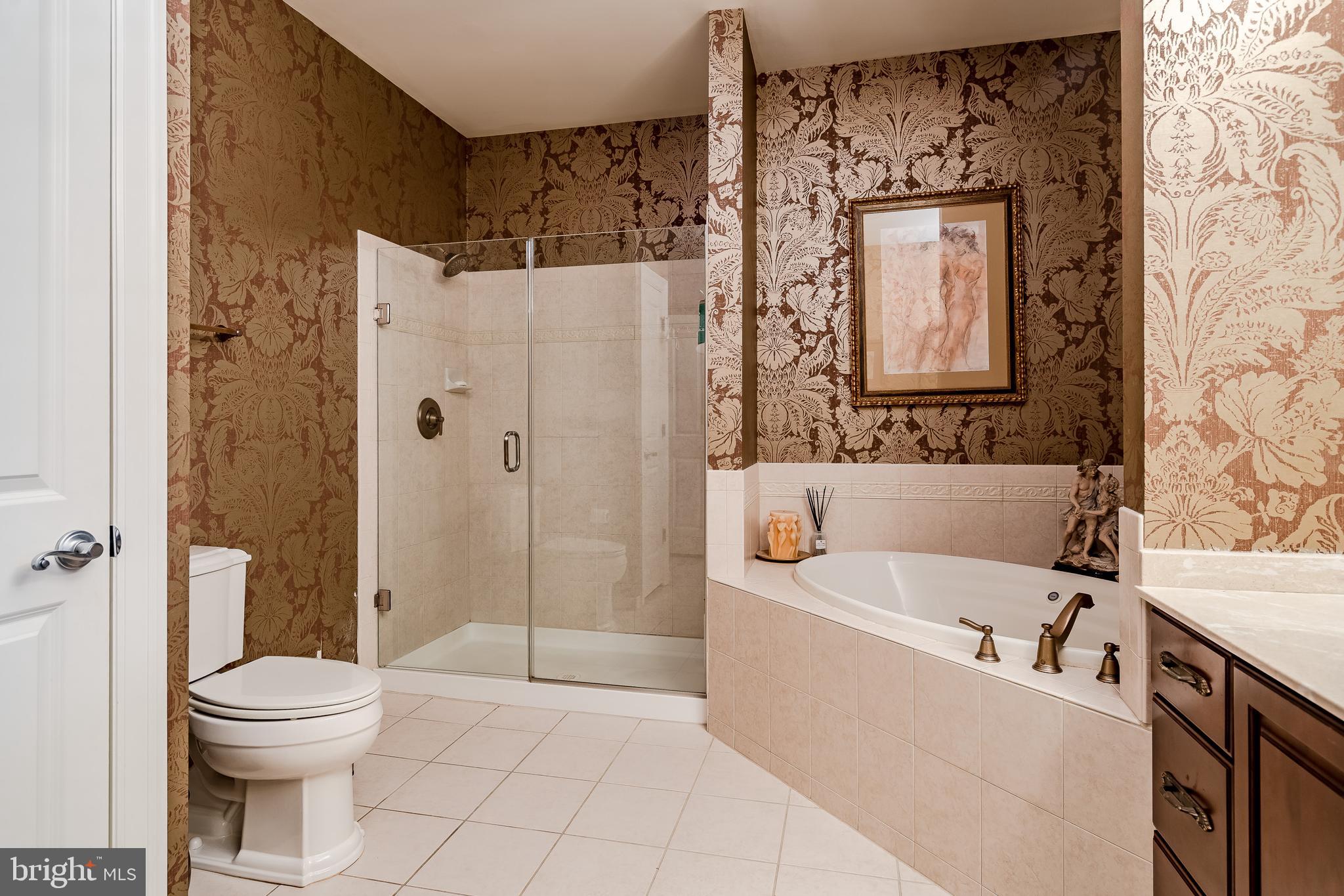 TERRAZZA NEWTOWN SQR - Residential