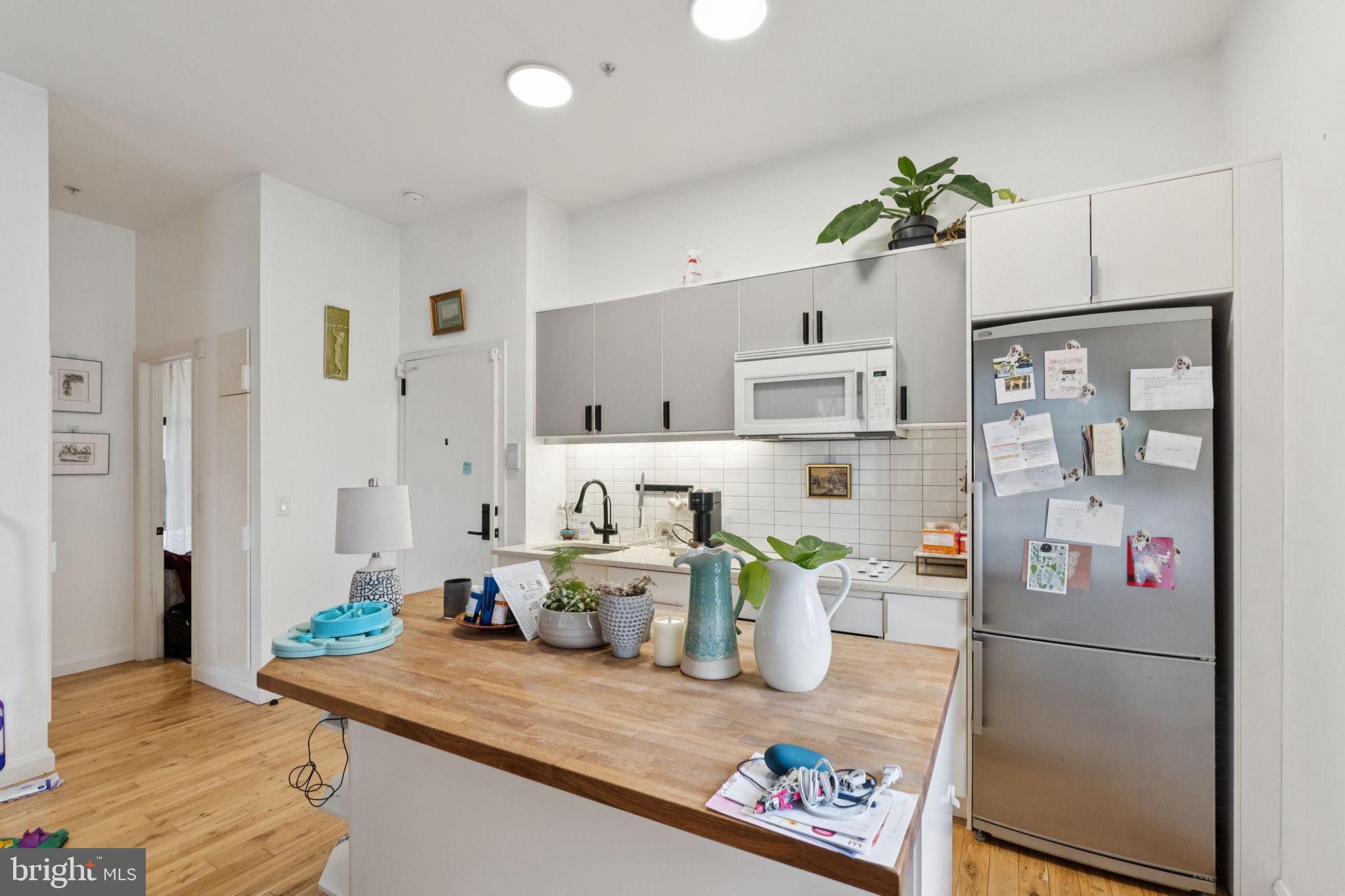 GRADUATE HOSPITAL - Residential