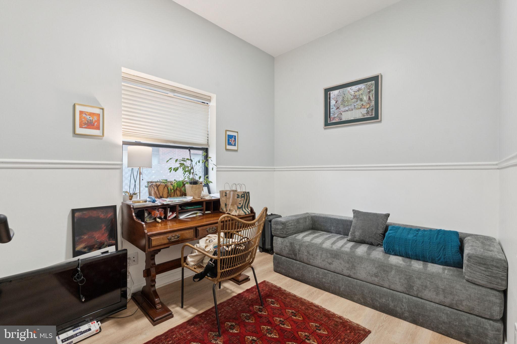 GRADUATE HOSPITAL - Residential