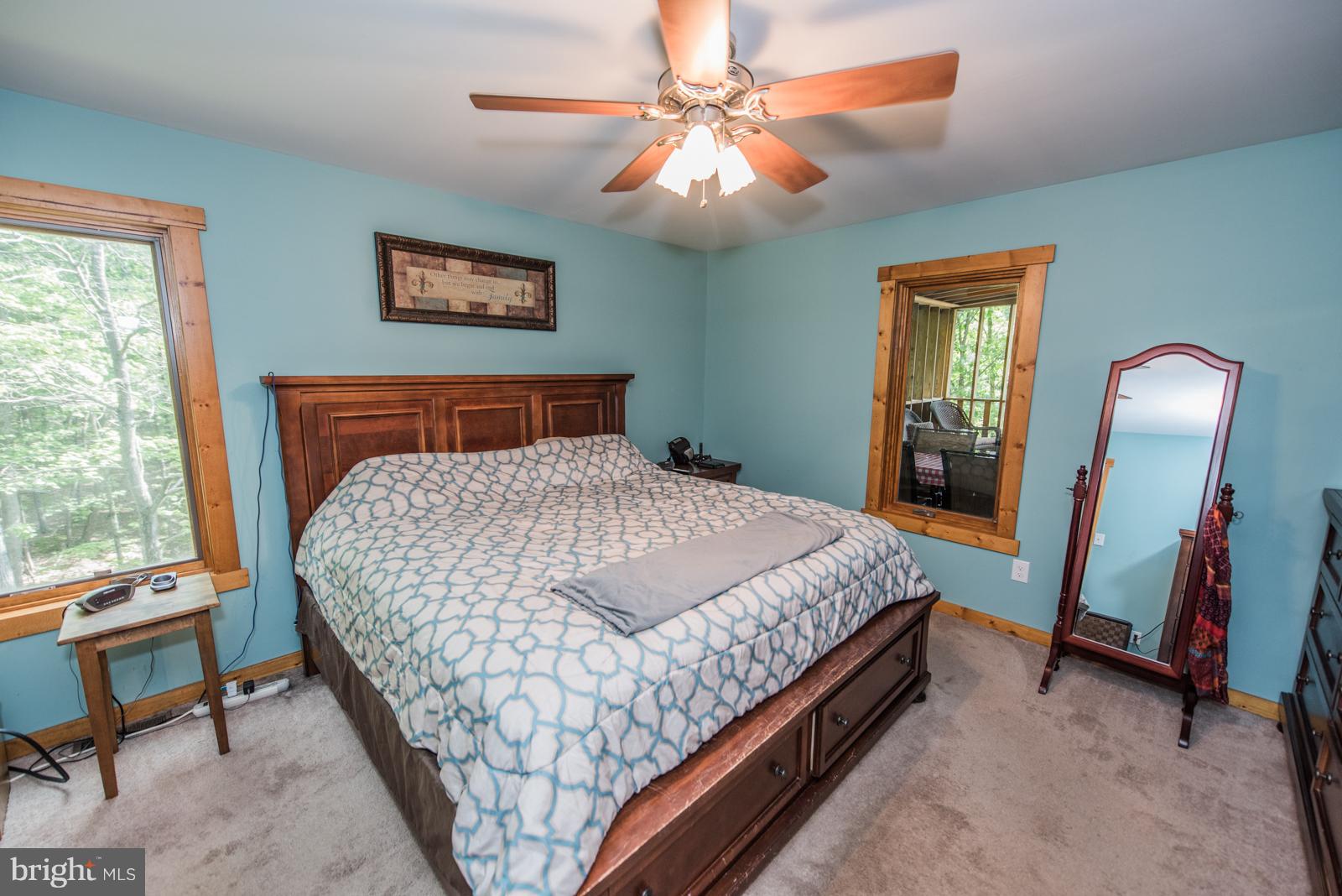 COLONIAL VILLAGE - Residential