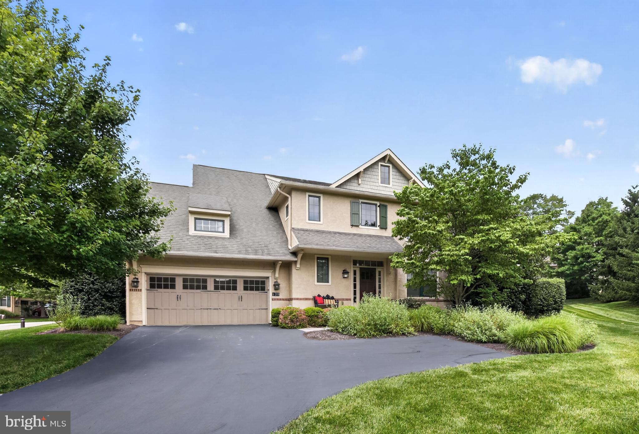 129 TRAYMORE LANE