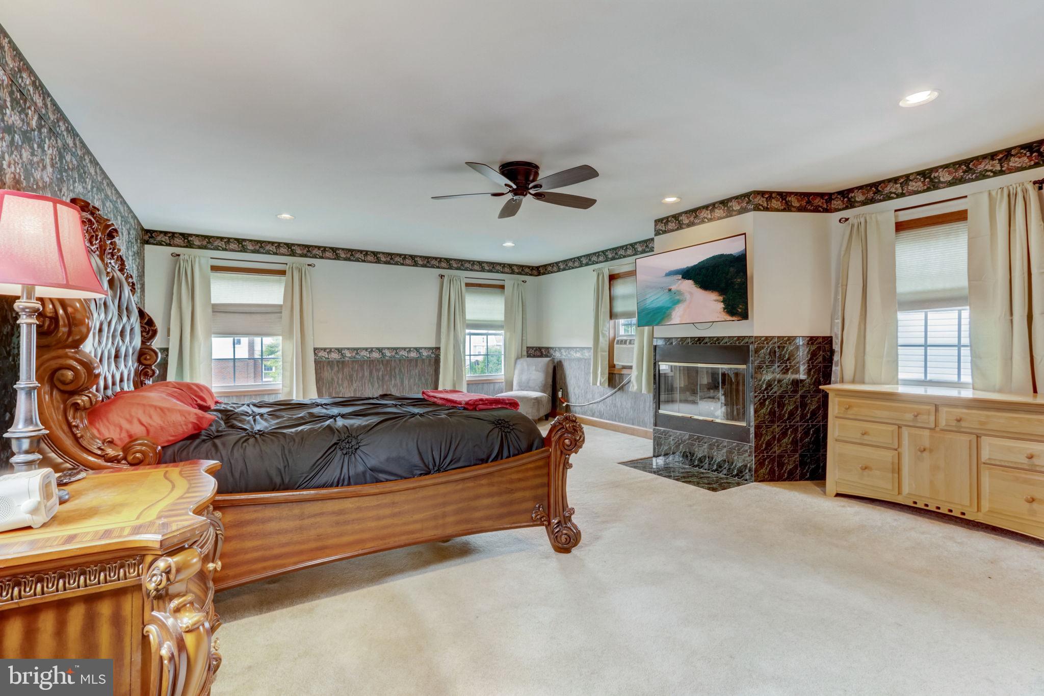 ROCKLEDGE - Residential