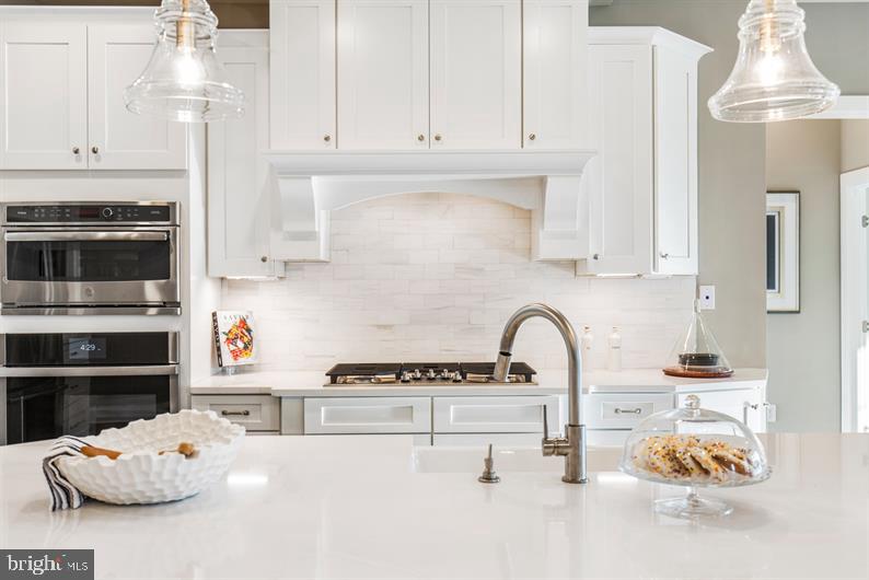 WAYNE GLEN - Residential