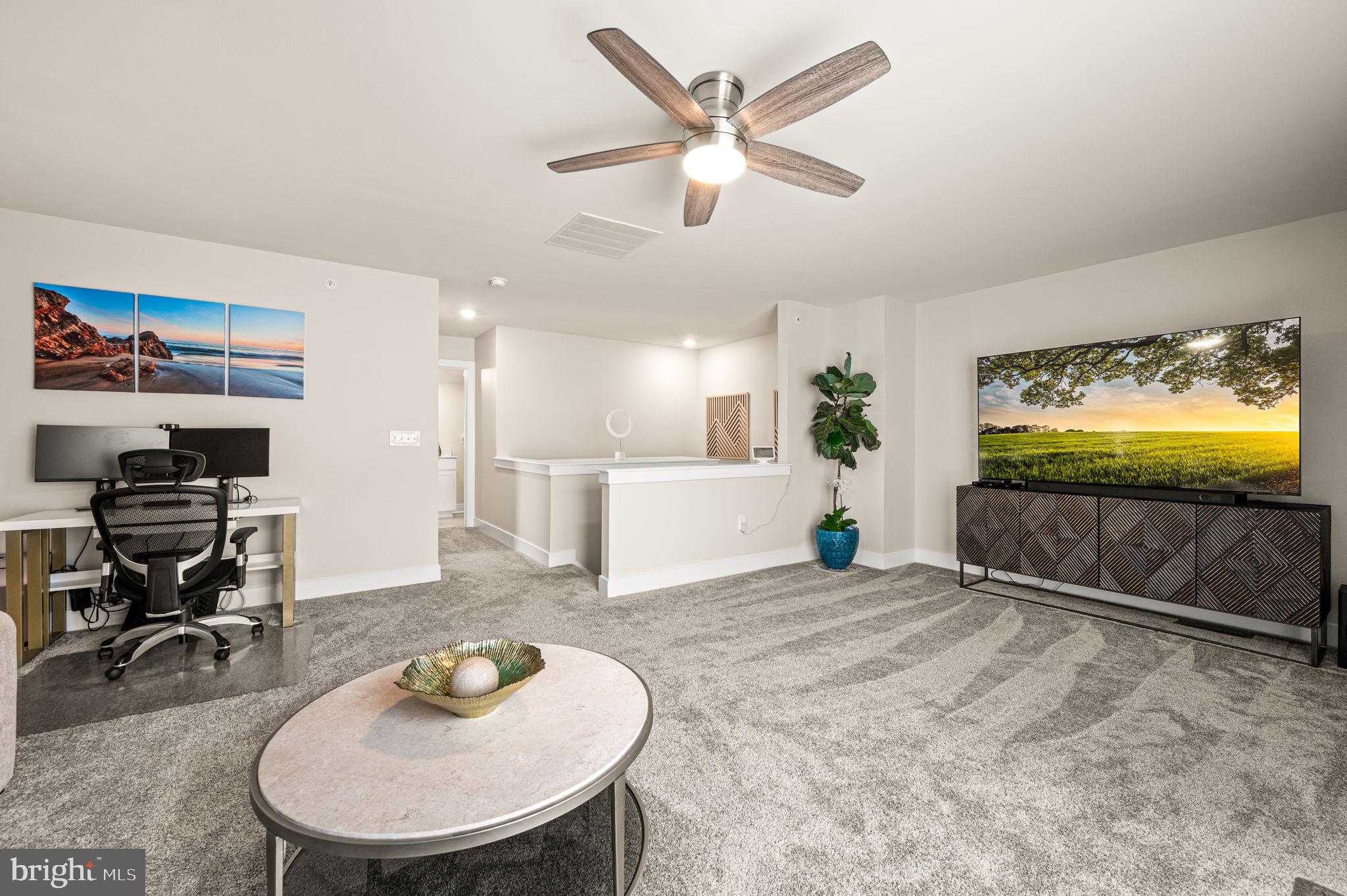 WATERSIDE - Residential