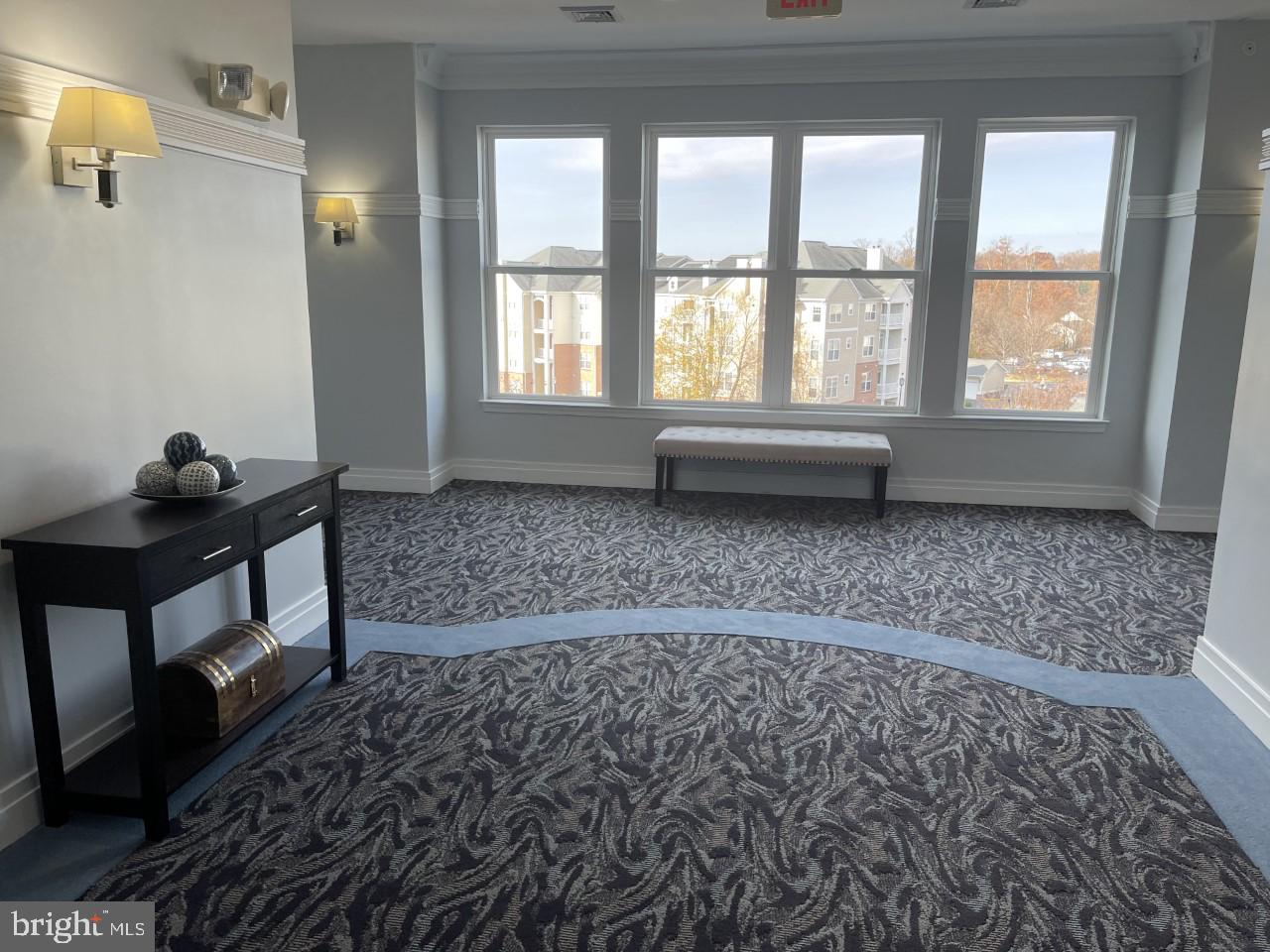 POTOMAC POINTE CONDOMINI - Residential Lease