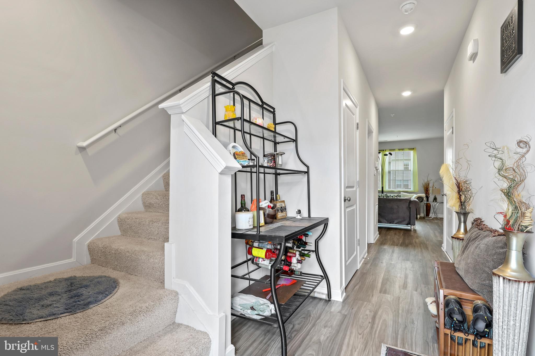 320 LOCUST RUN DRIVE