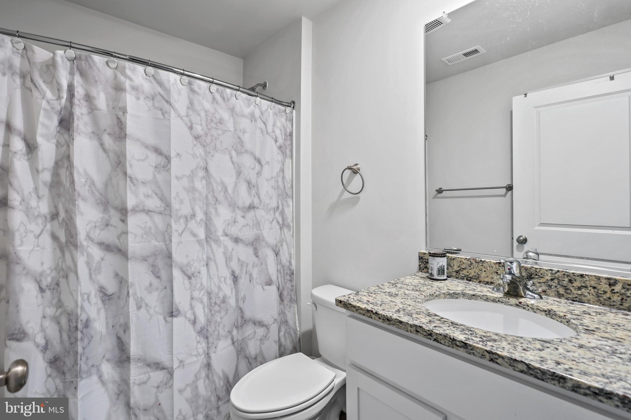 LOCUST RUN - Residential