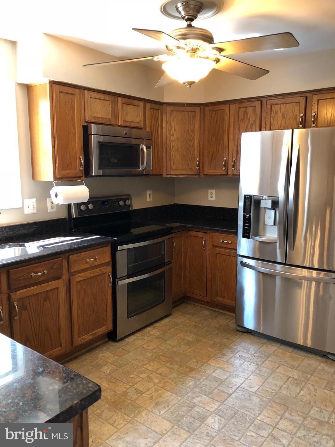 STONE HILL ESTATES - Residential Lease