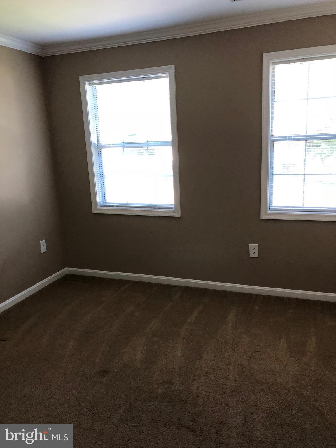 STONE HILL ESTATES - Residential Lease