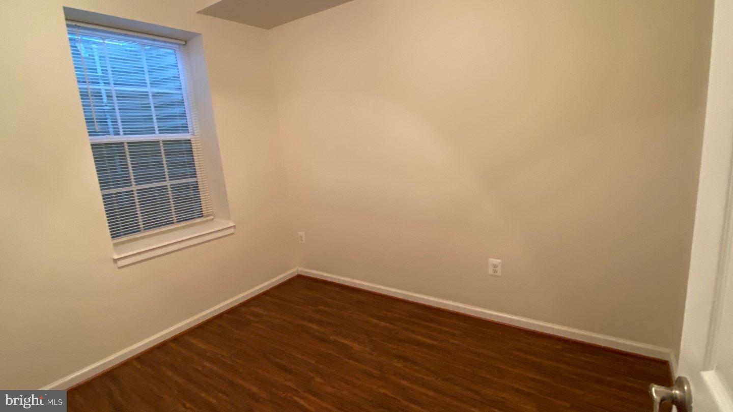 HOWARD SQUARE - Residential Lease