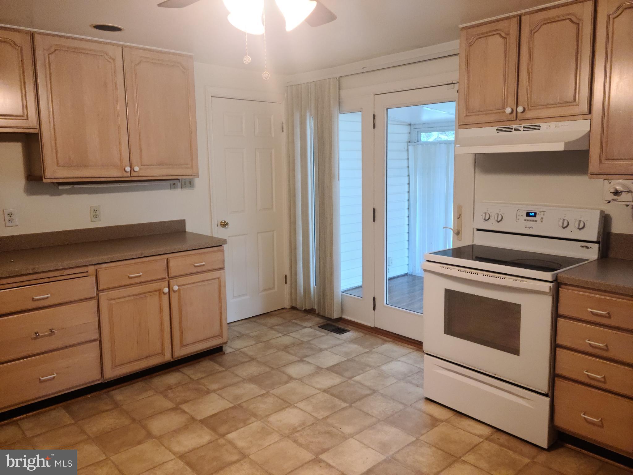 DONCASTER VILLAGE - Residential Lease