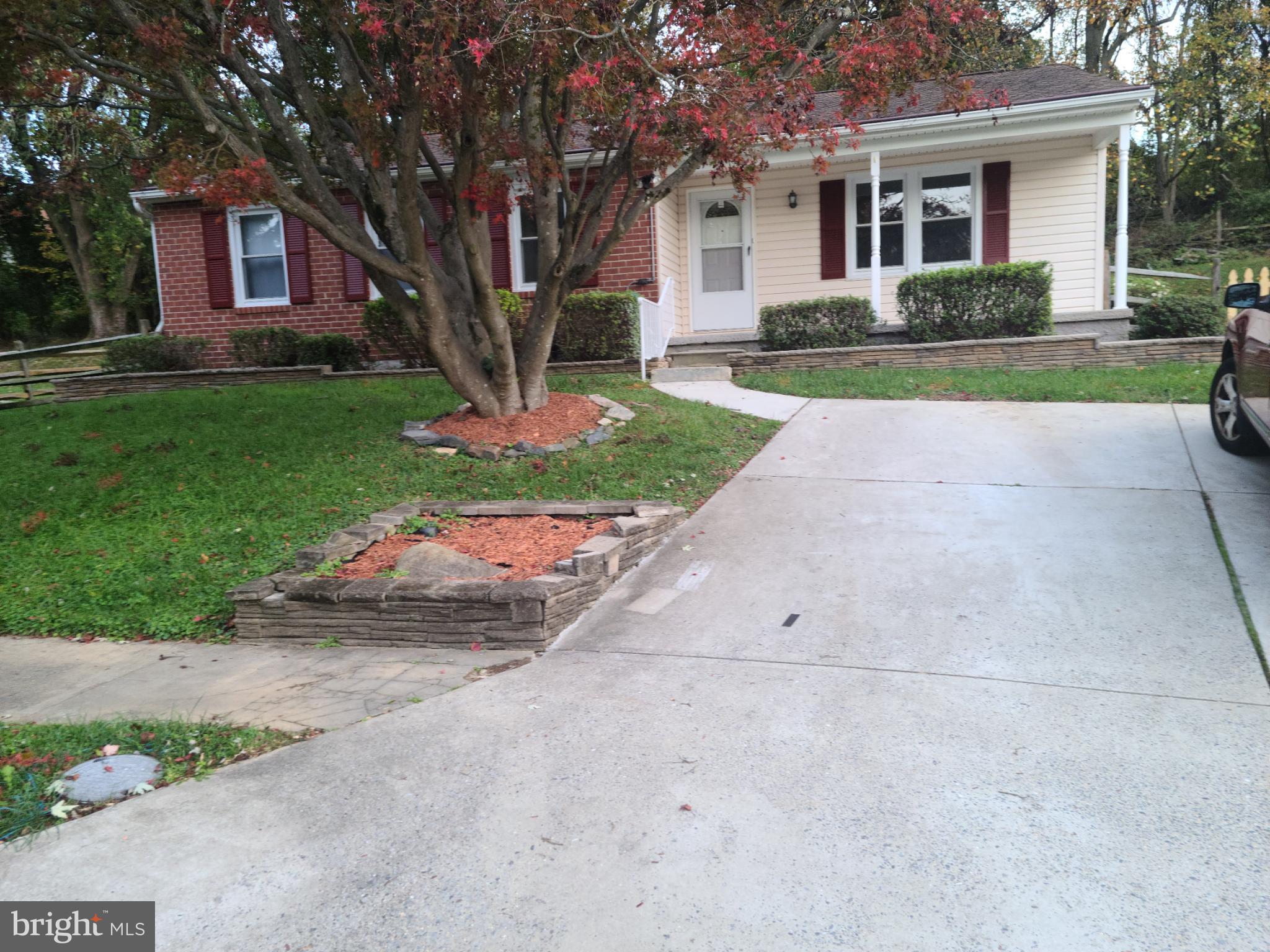 DONCASTER VILLAGE - Residential Lease