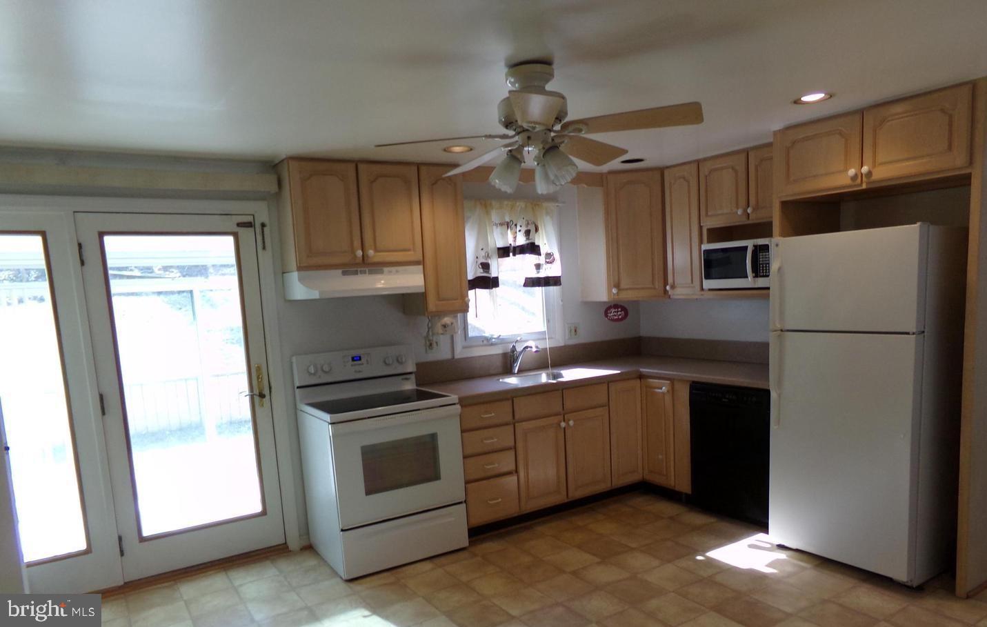 DONCASTER VILLAGE - Residential Lease