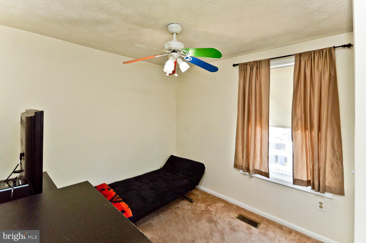 OAK POND PLAT FIVEPHASE - Residential