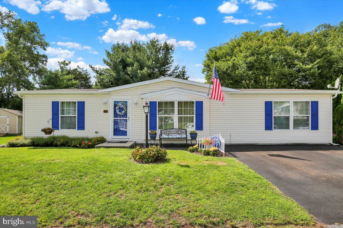 409 CEDAR LANE