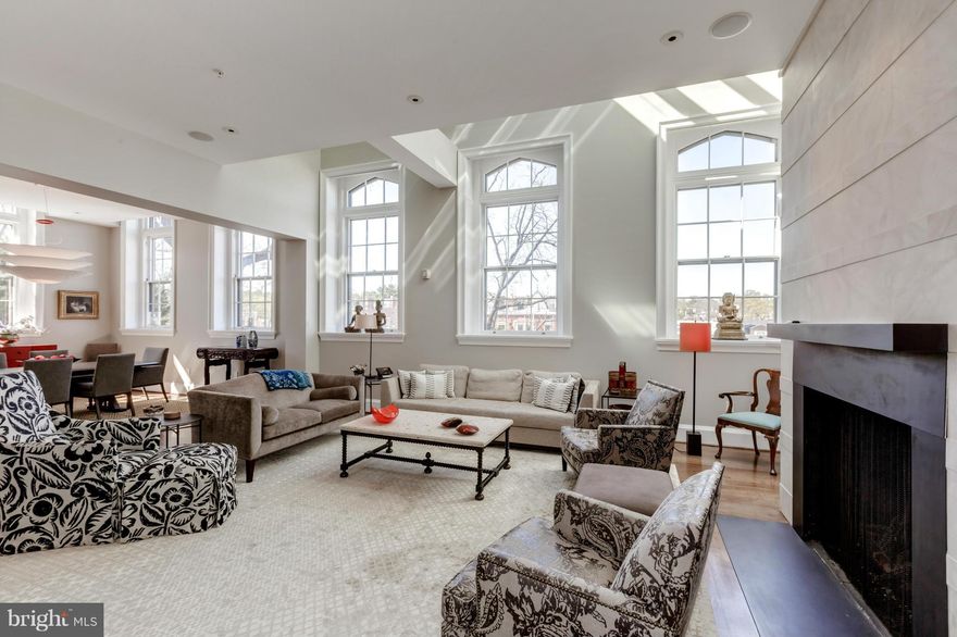 NEW COMPELLING PRICING!! on this stunning and rare penthouse duplex.Built 2008.4550 s.f. w/ Elev. & Proper Staircase.Feels like a house.11 foot+ ceilings. Grand windows.Spectacular light.Gorgeous Master Suite -1st level. Heated fls.Beautiful baths. Incredible large kitchen. 4 Rooms+2 BA's flank 2nd fl. fam.rm.w/ surrond sound.1200 bottle wine cellar.Sophisticated tech system.3 PRK spaces.SEE VIDEO