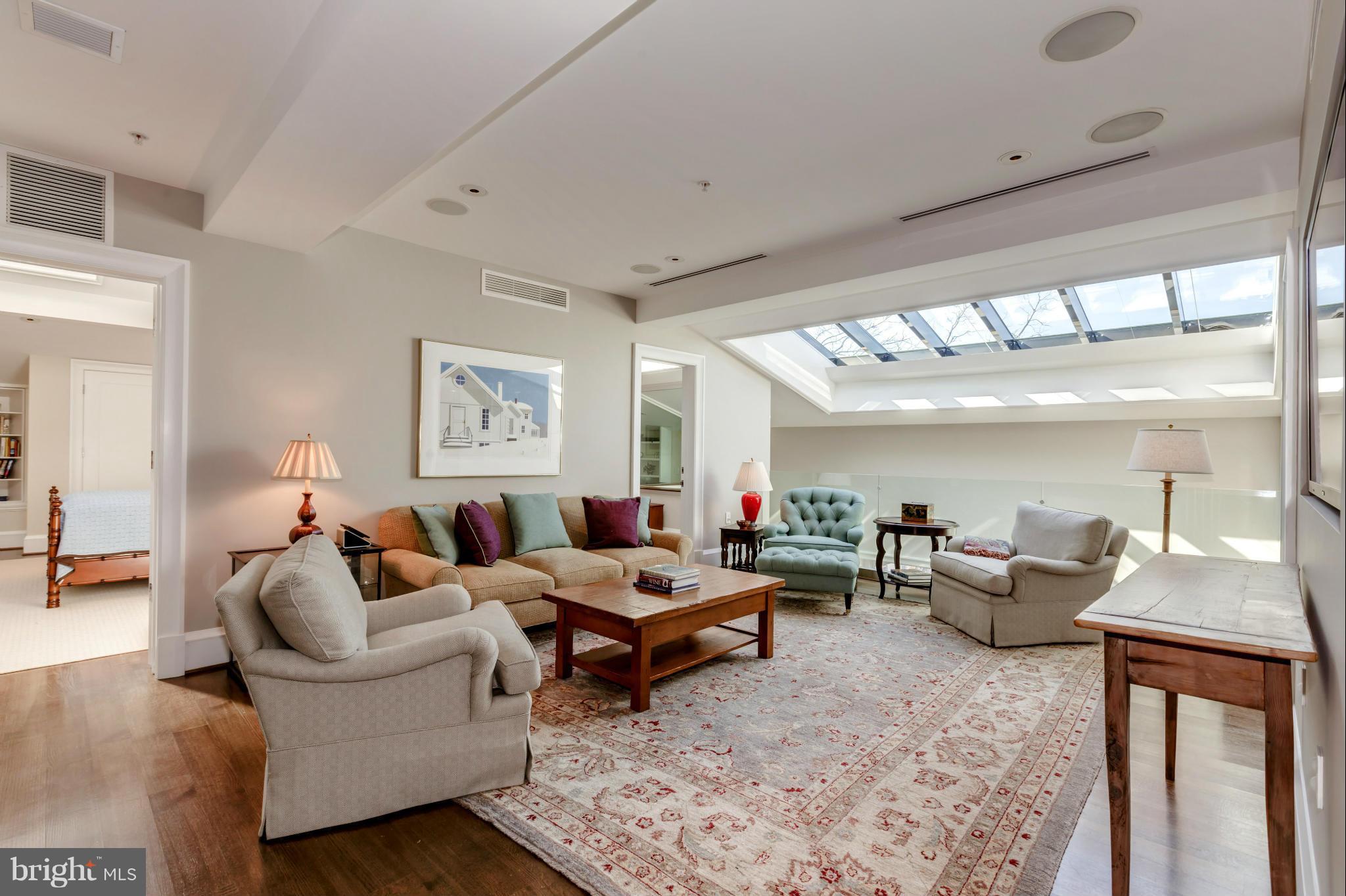 GEORGETOWN - Residential
