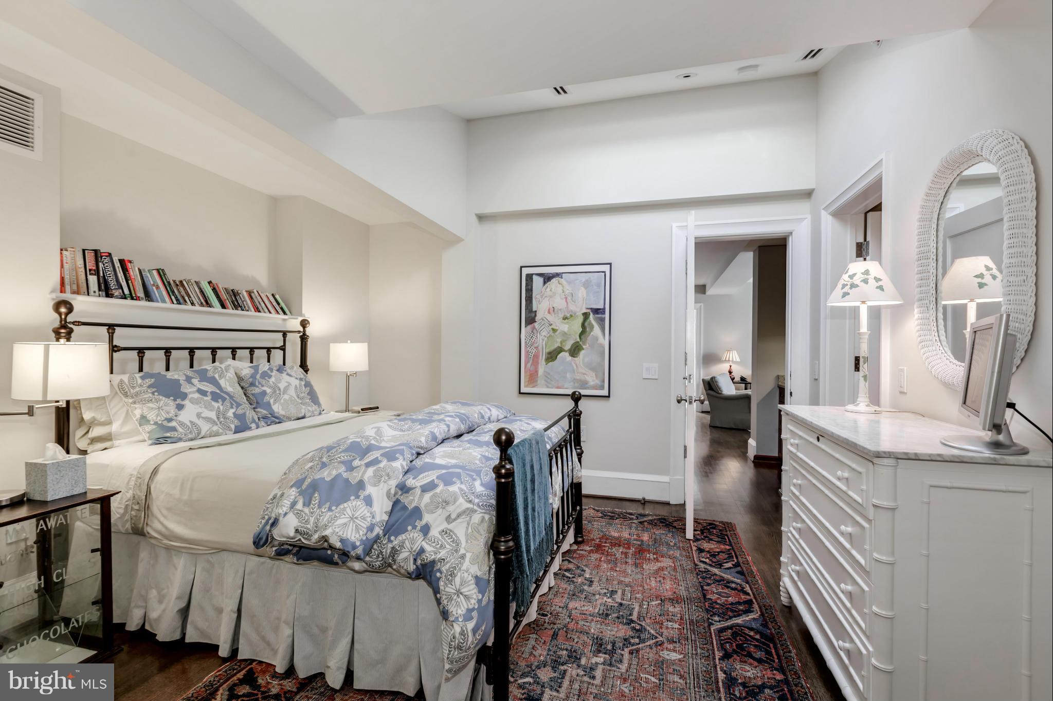 GEORGETOWN - Residential