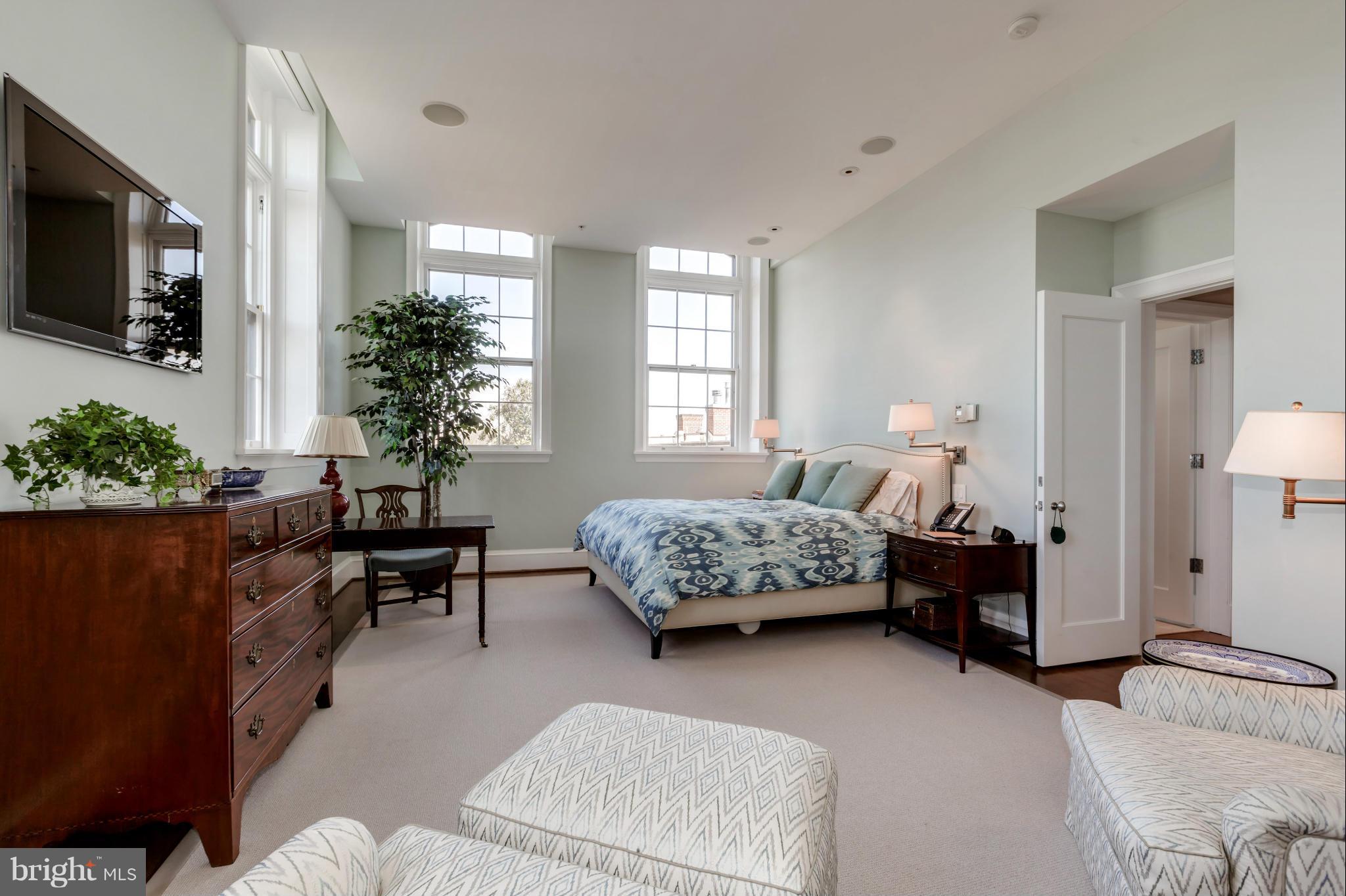 GEORGETOWN - Residential