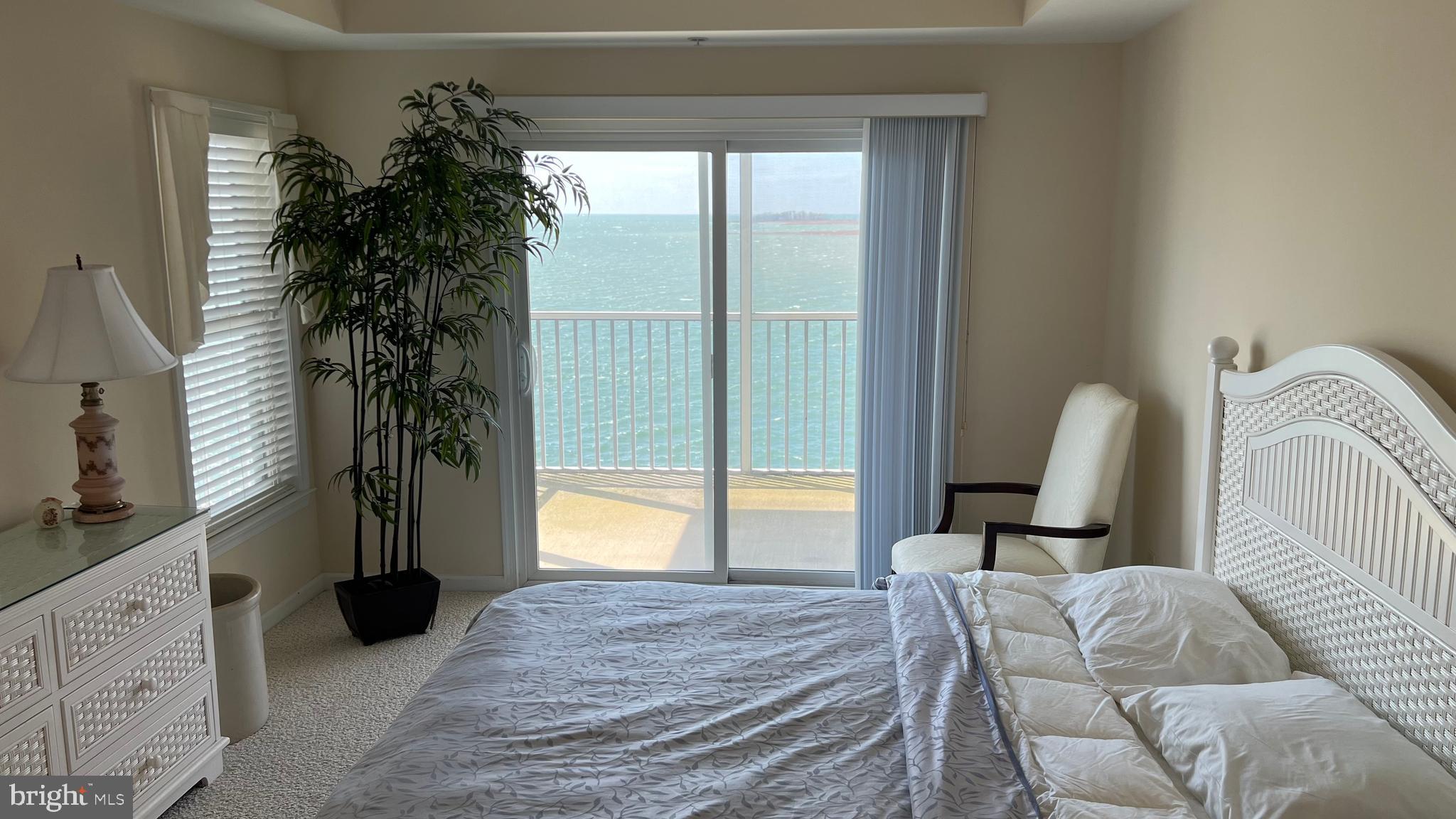 HARBOUR LIGHT CONDOS - Residential